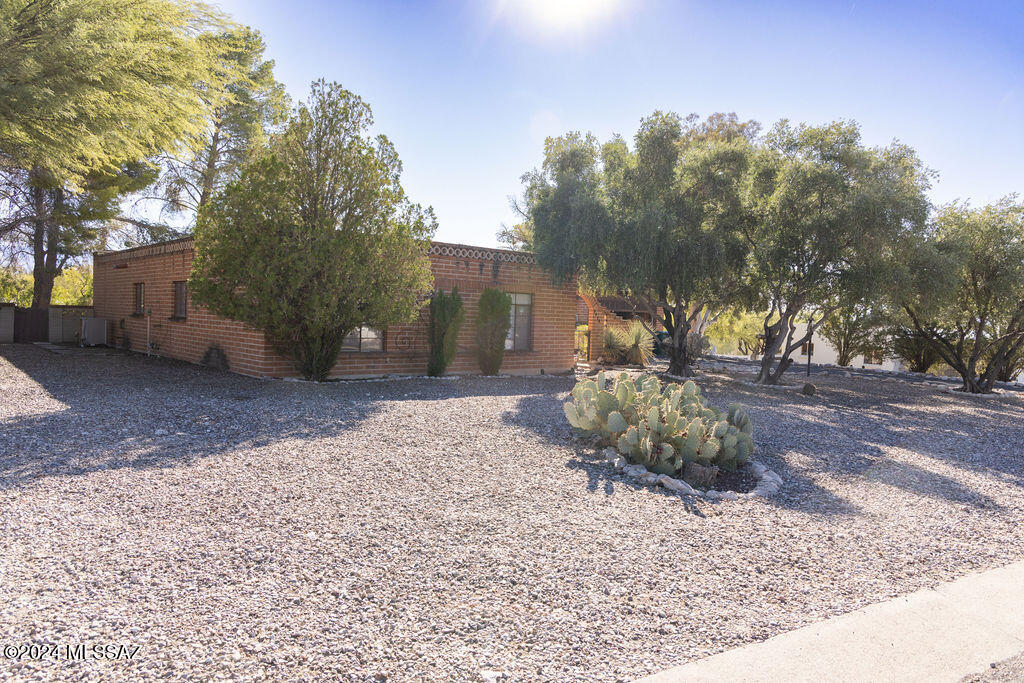 Sabino Vista East  (1-38) - Residential