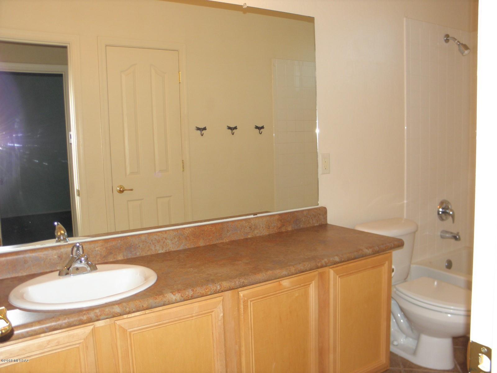 Rancho Del Lago (389-465) - Residential