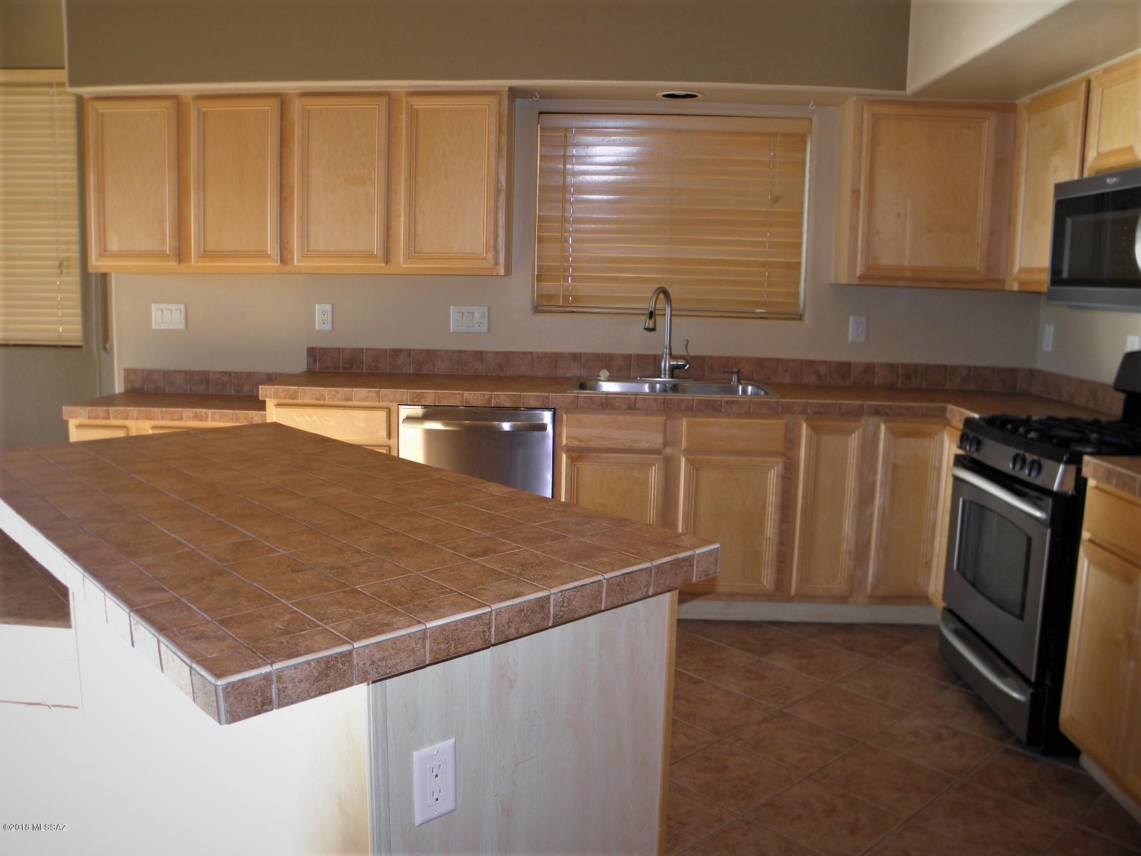 Rancho Del Lago (389-465) - Residential