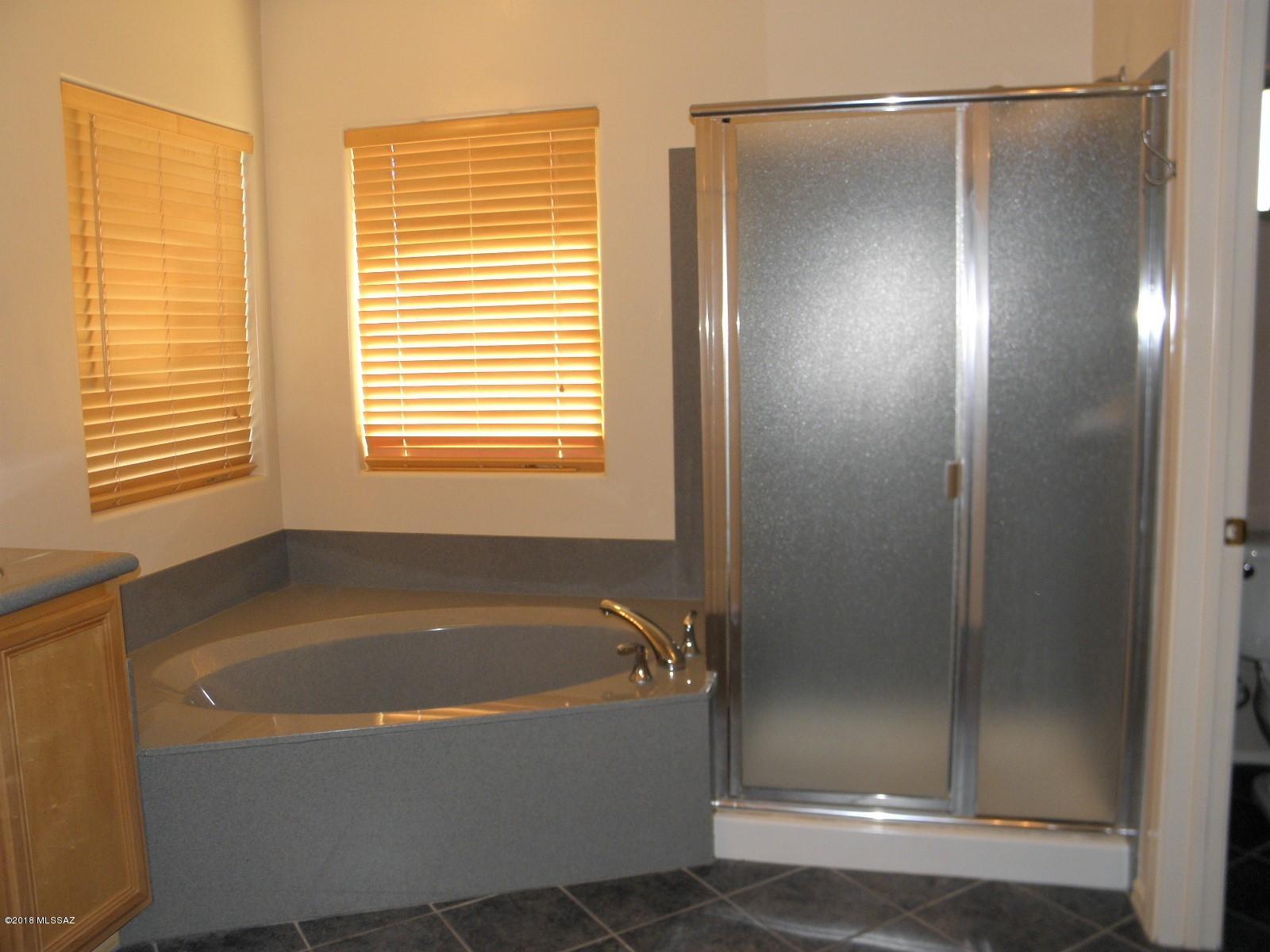 Rancho Del Lago (389-465) - Residential