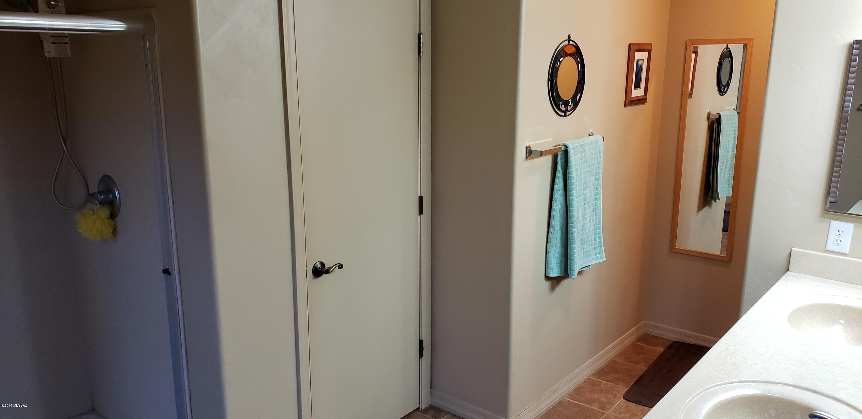 Hartman Vistas-(1-353) - Residential Lease