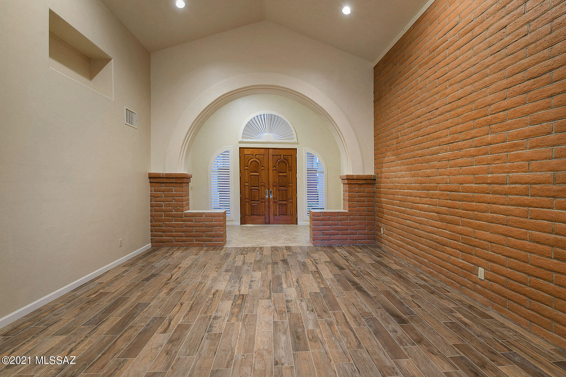 Madera Mesa Estastes (1-14) - Residential