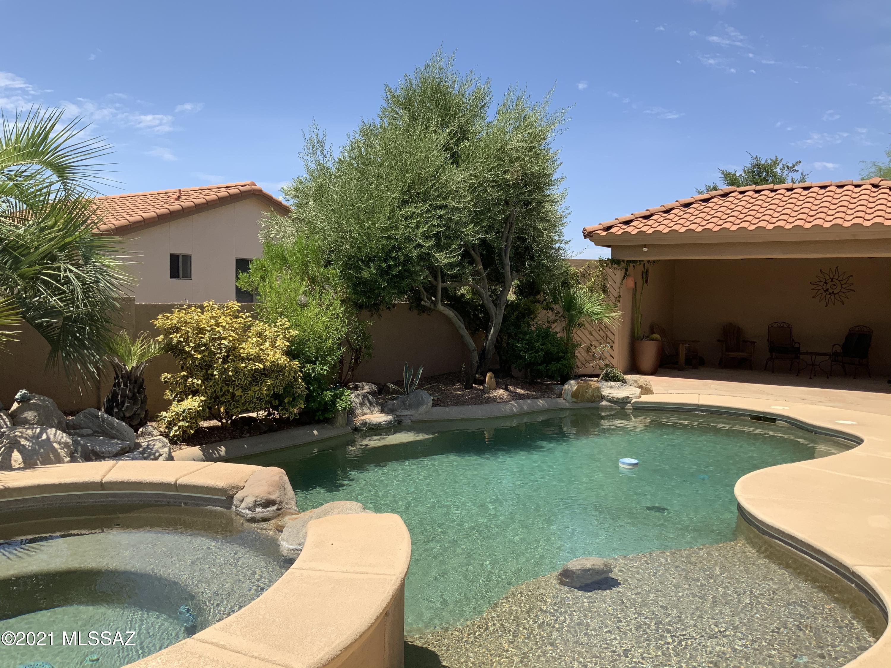 Saddlebrooke - Residential