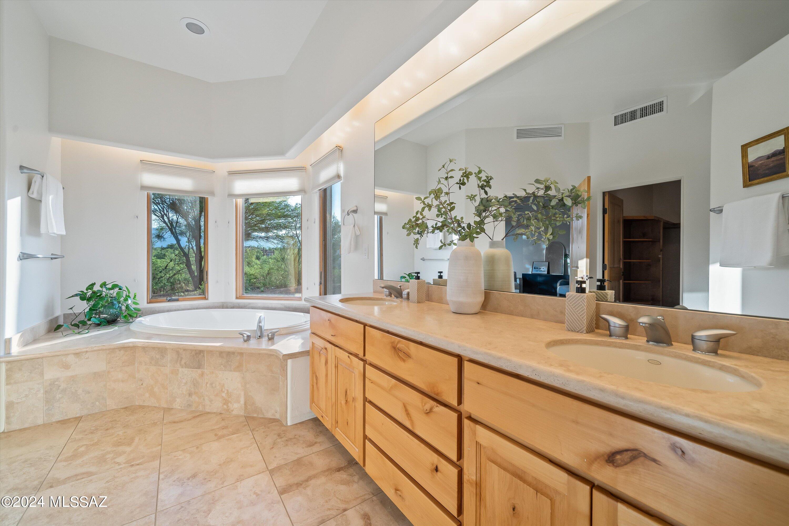 Coyote Creek (1-395) - Residential