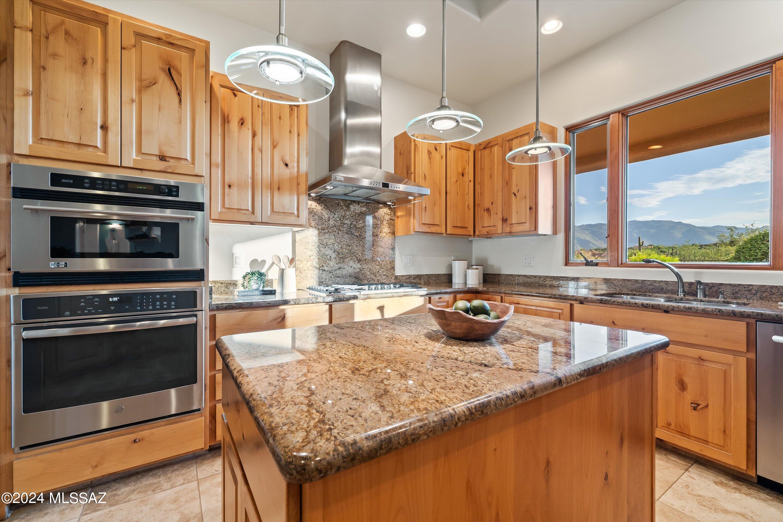 Coyote Creek (1-395) - Residential