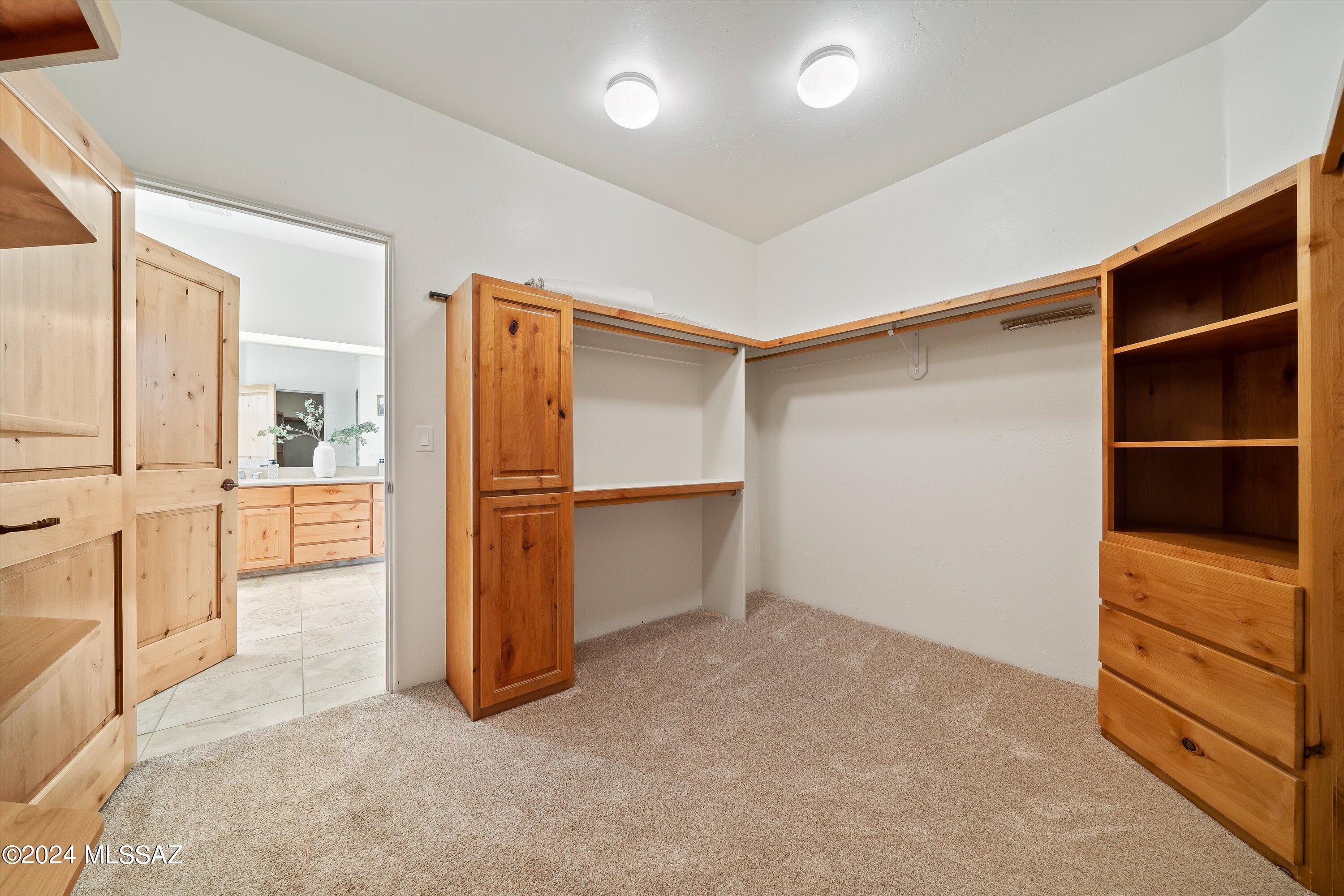 Coyote Creek (1-395) - Residential