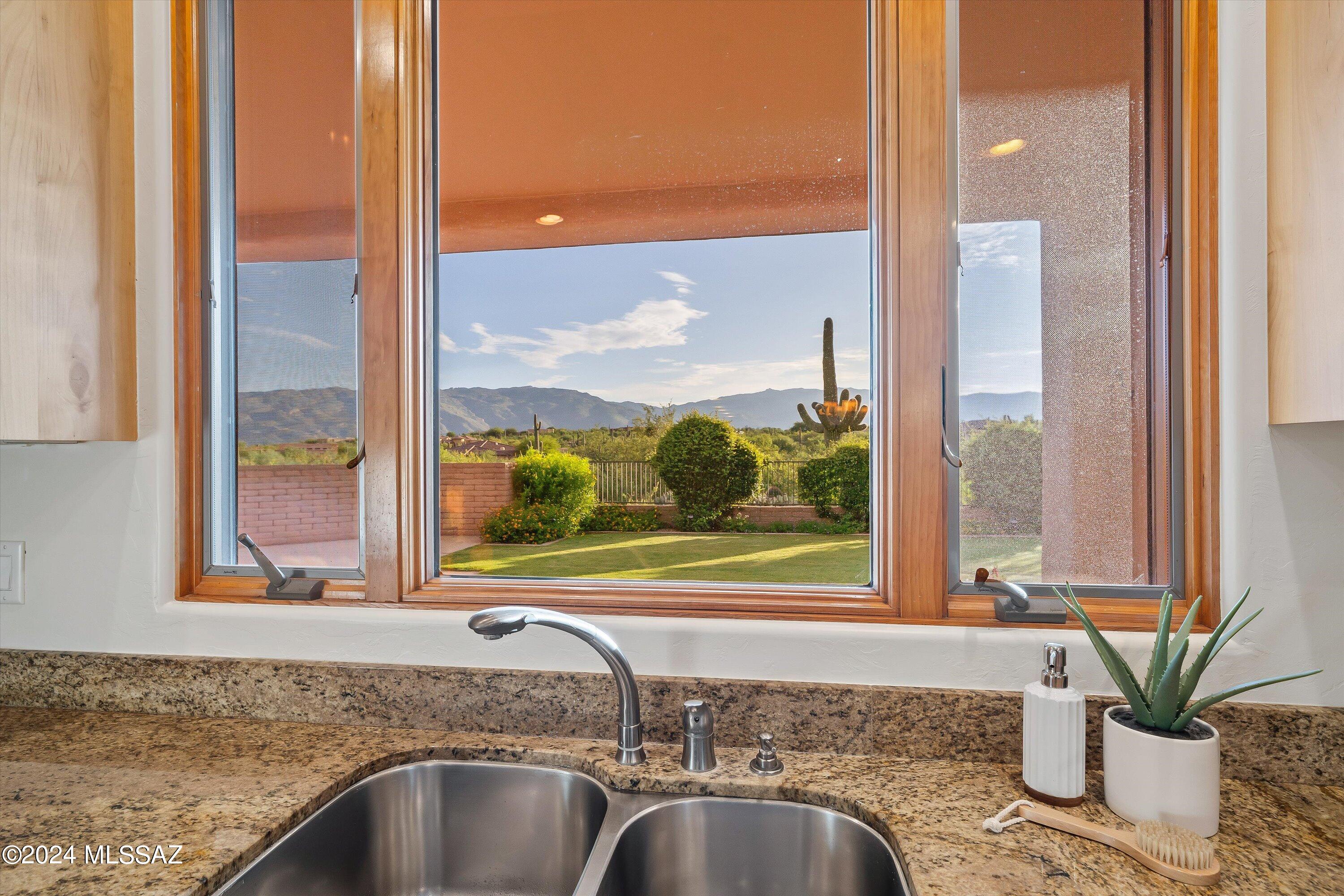 Coyote Creek (1-395) - Residential