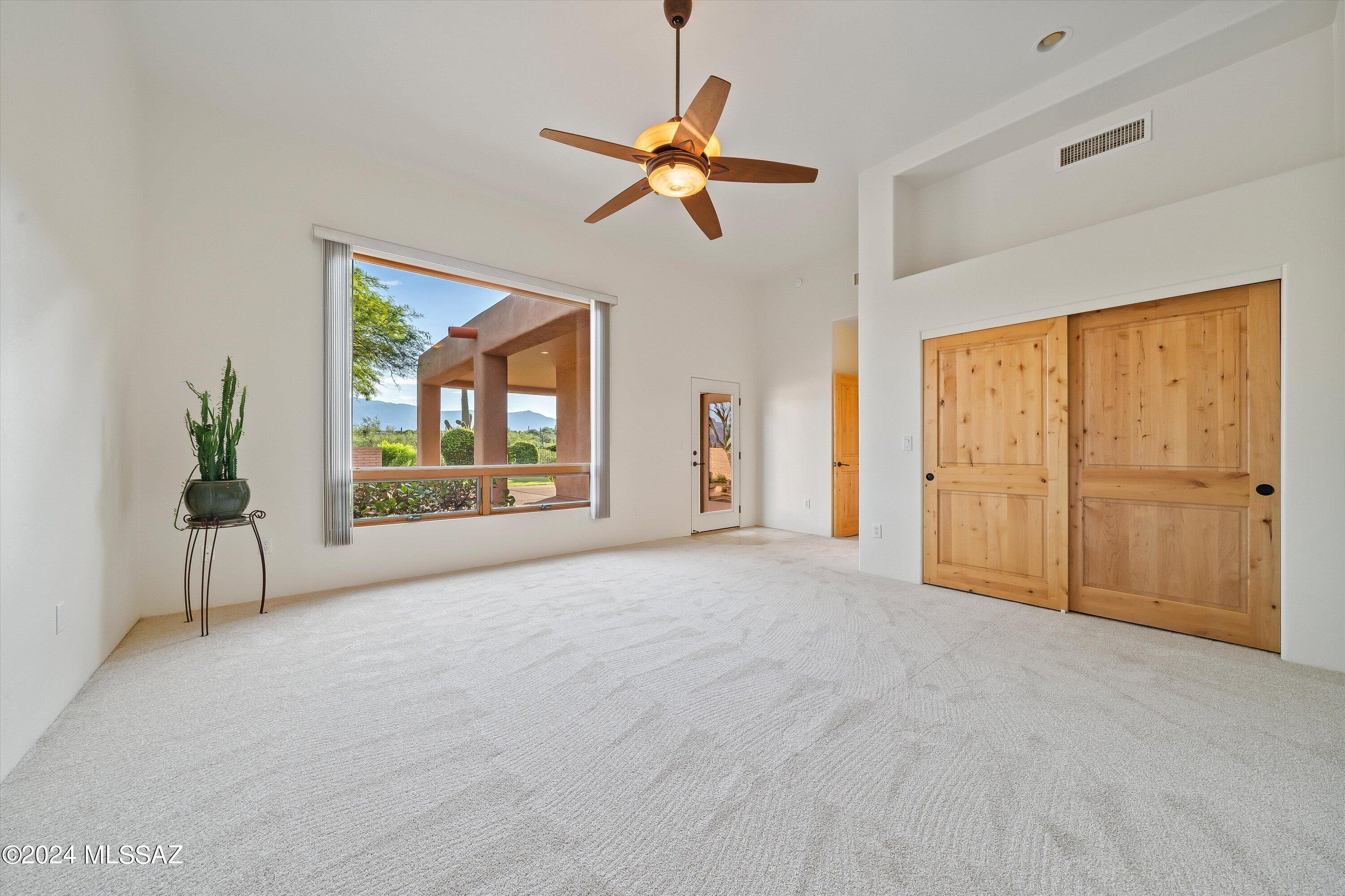 Coyote Creek (1-395) - Residential