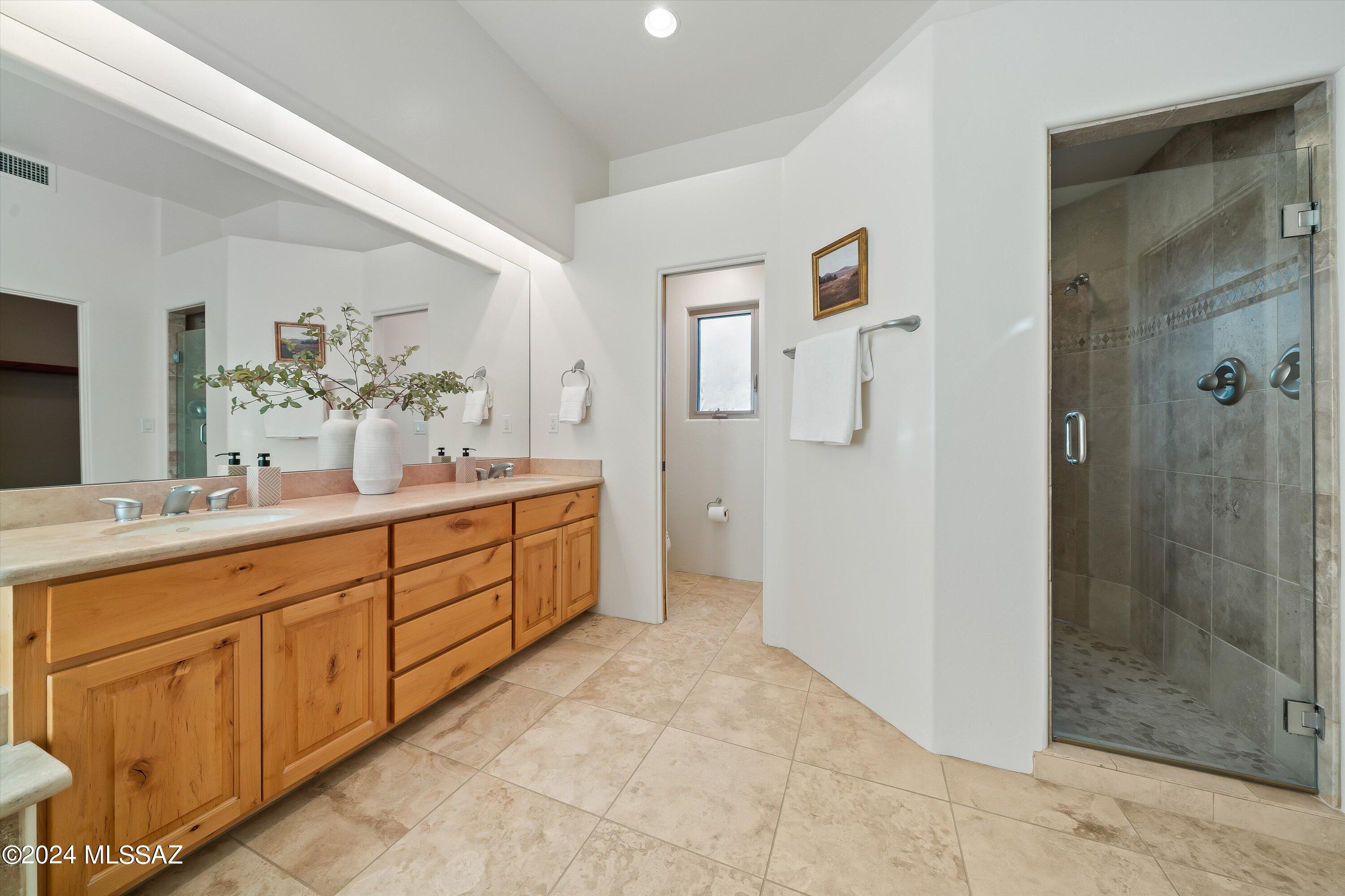 Coyote Creek (1-395) - Residential