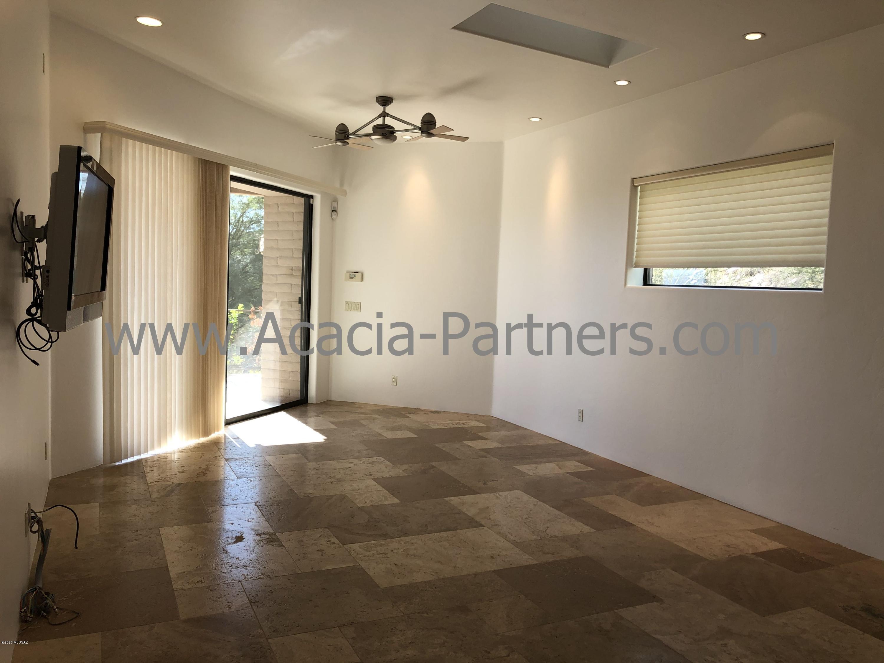 Unsubdivided - Residential Lease