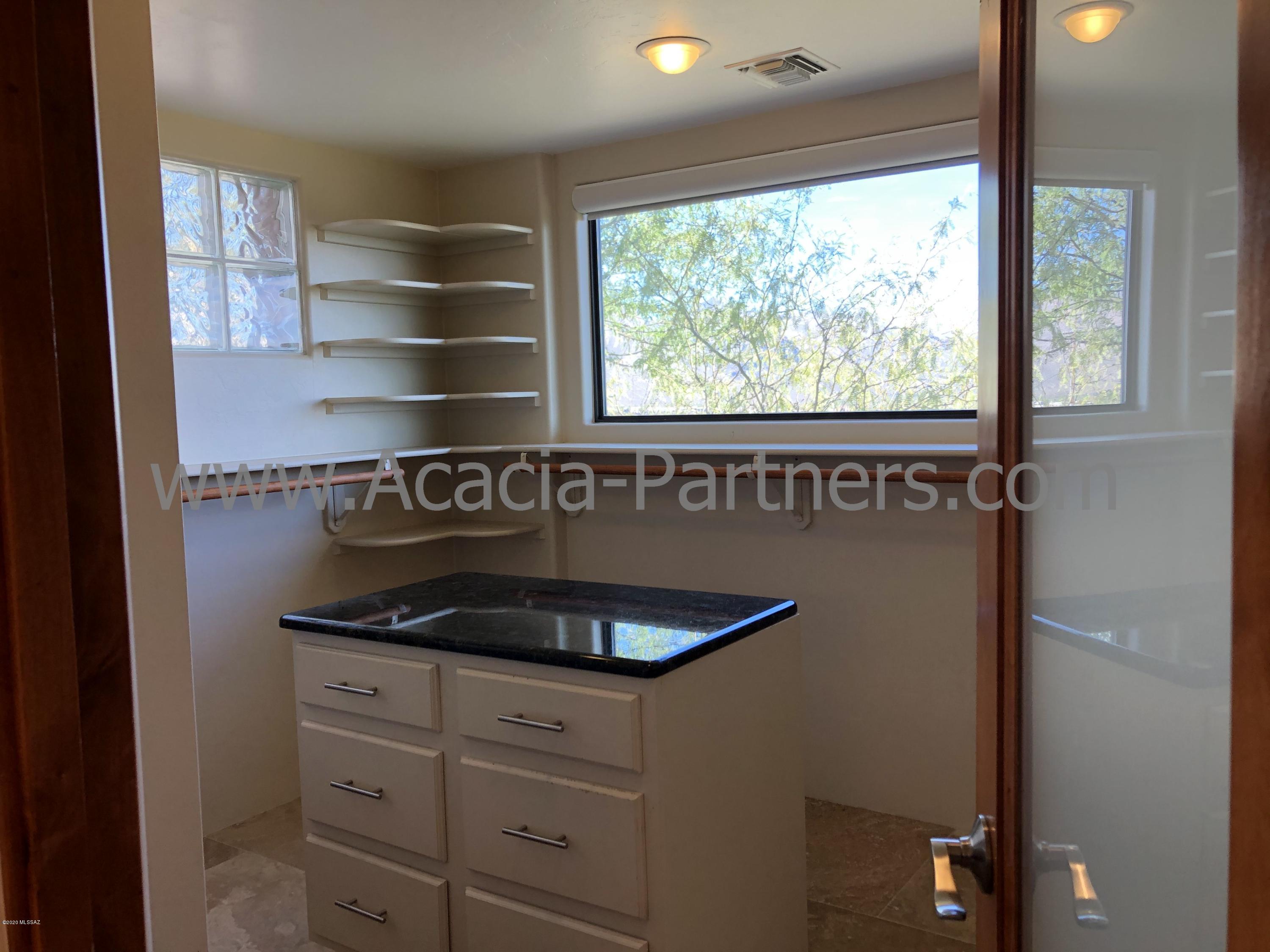 Unsubdivided - Residential Lease