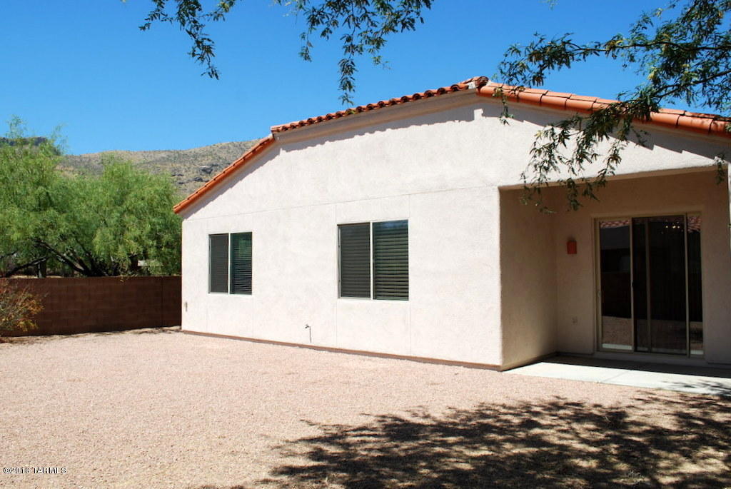 Fairway Vistas (1-27) - Residential Lease