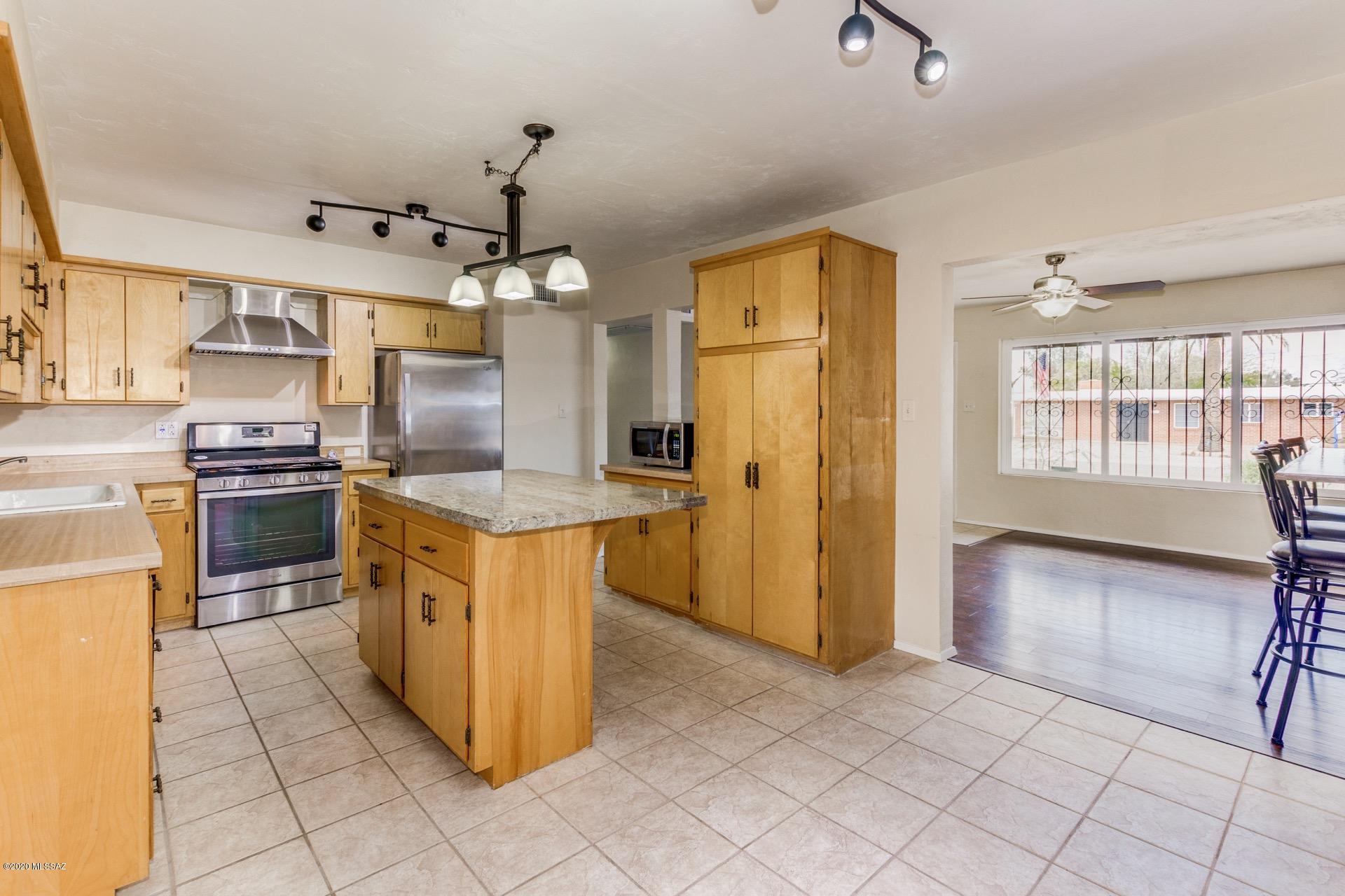 Douglas Terrace (1-69) - Residential