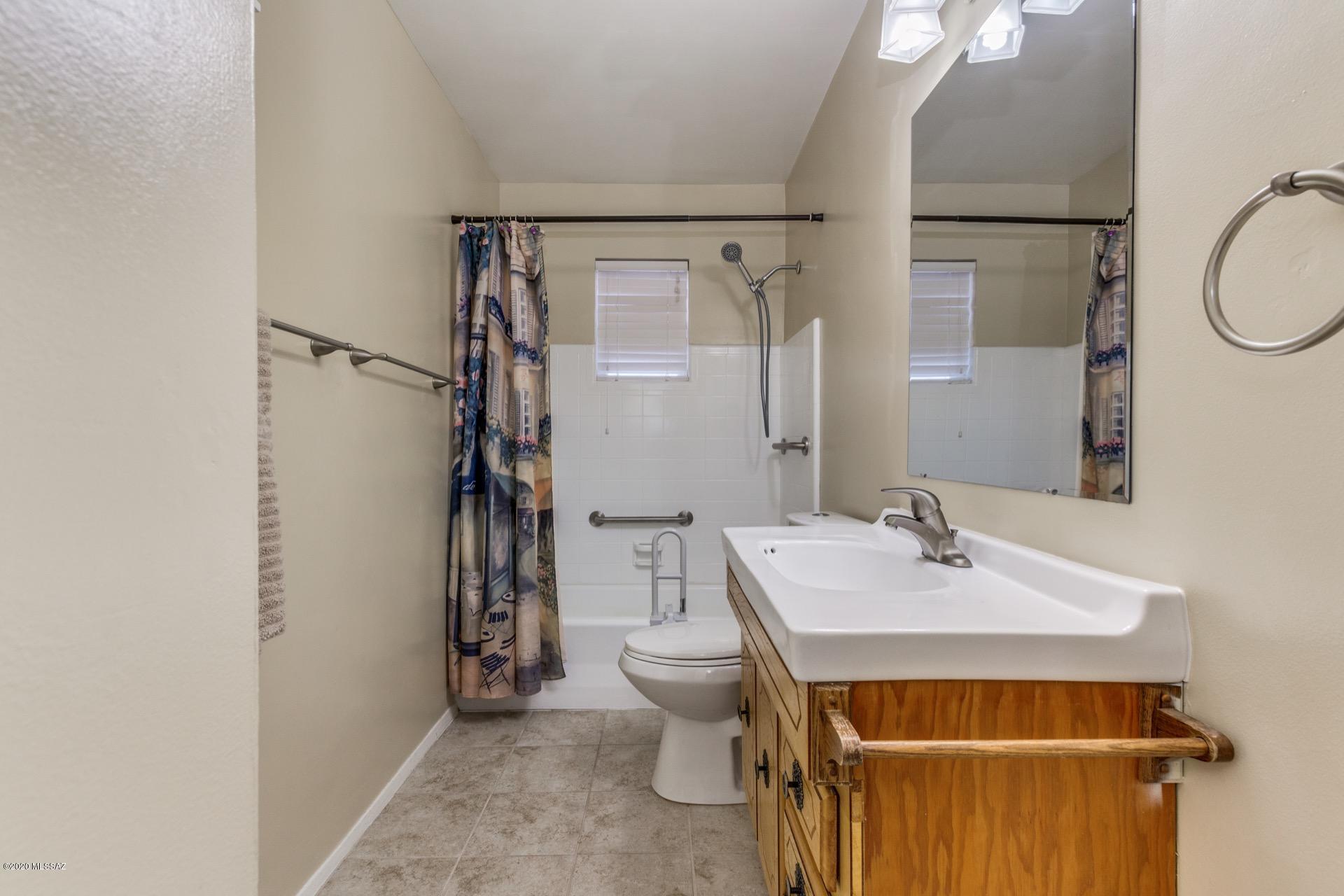 Douglas Terrace (1-69) - Residential
