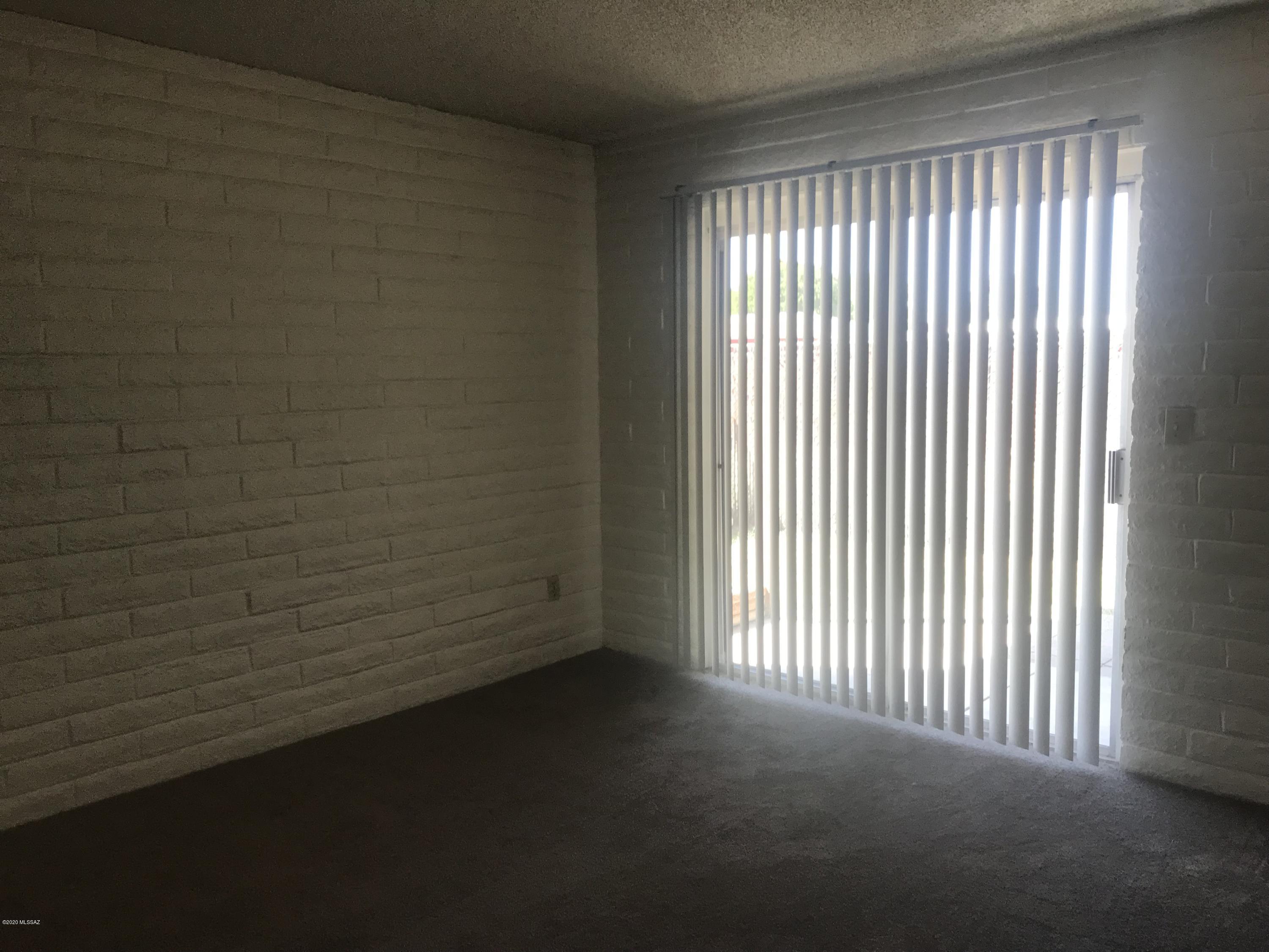 North Mountain Est. Condos - Residential Lease