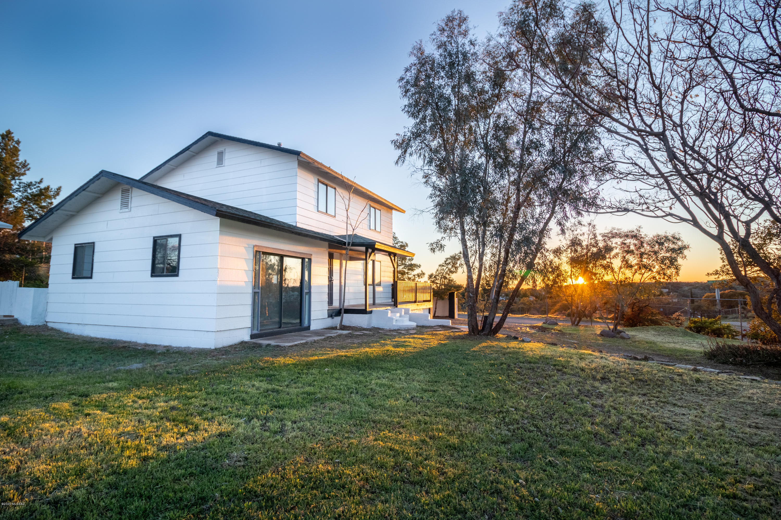 Los Robles Estates - Residential