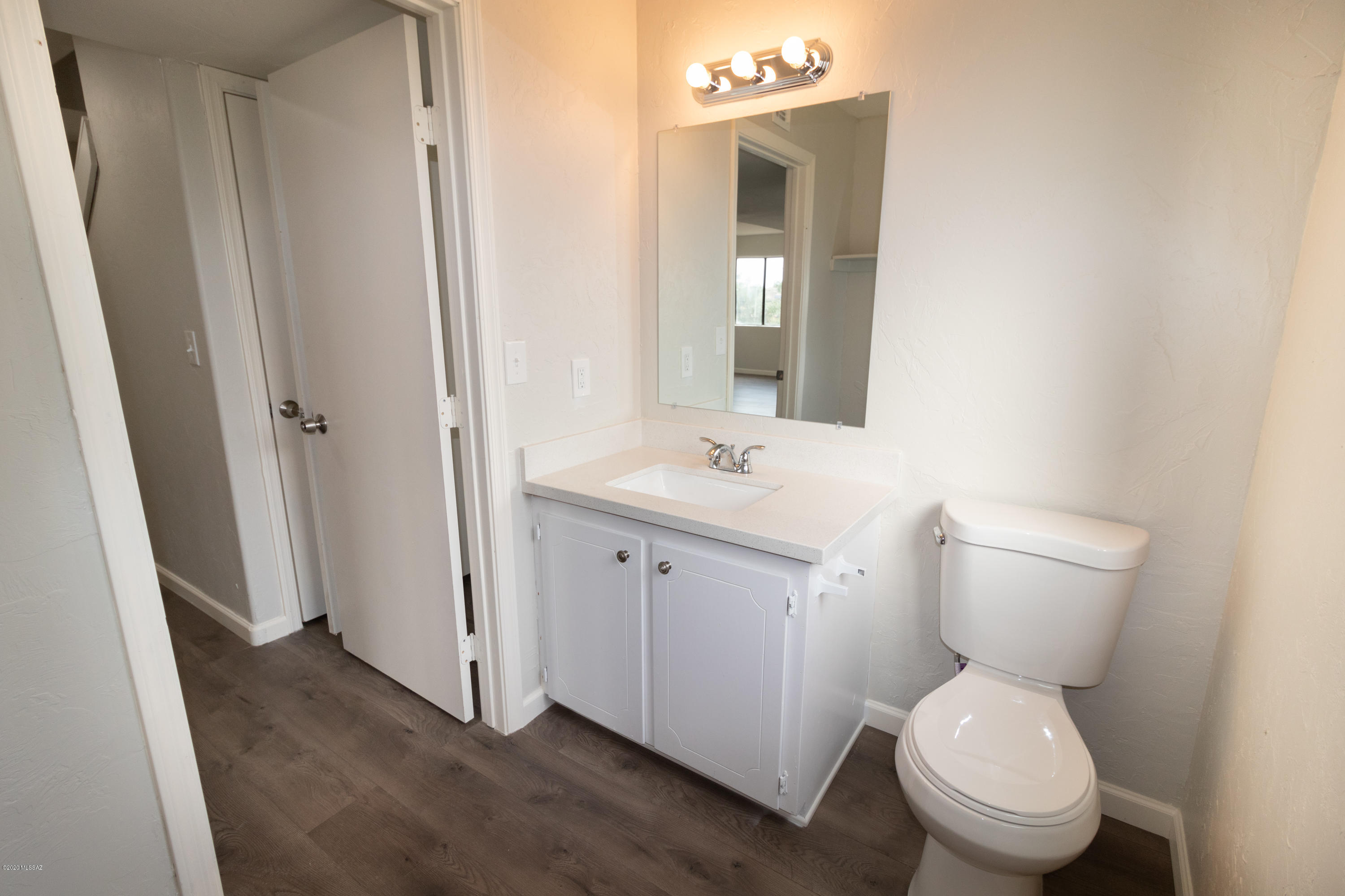 Los Robles Estates - Residential