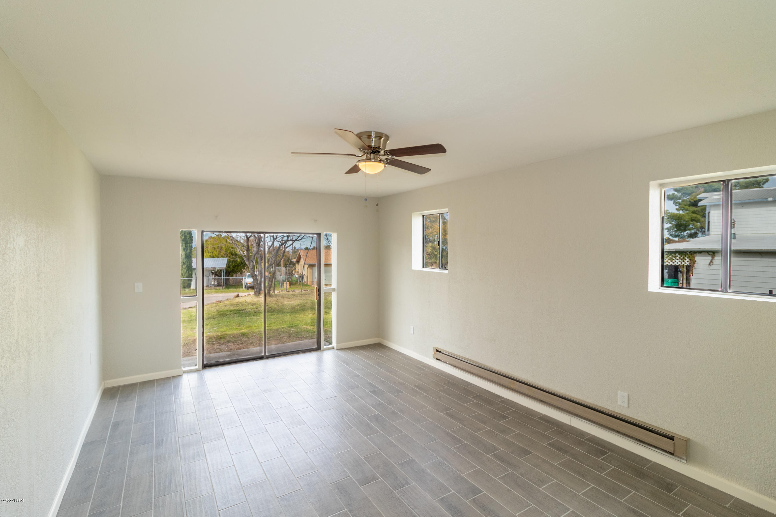 Los Robles Estates - Residential