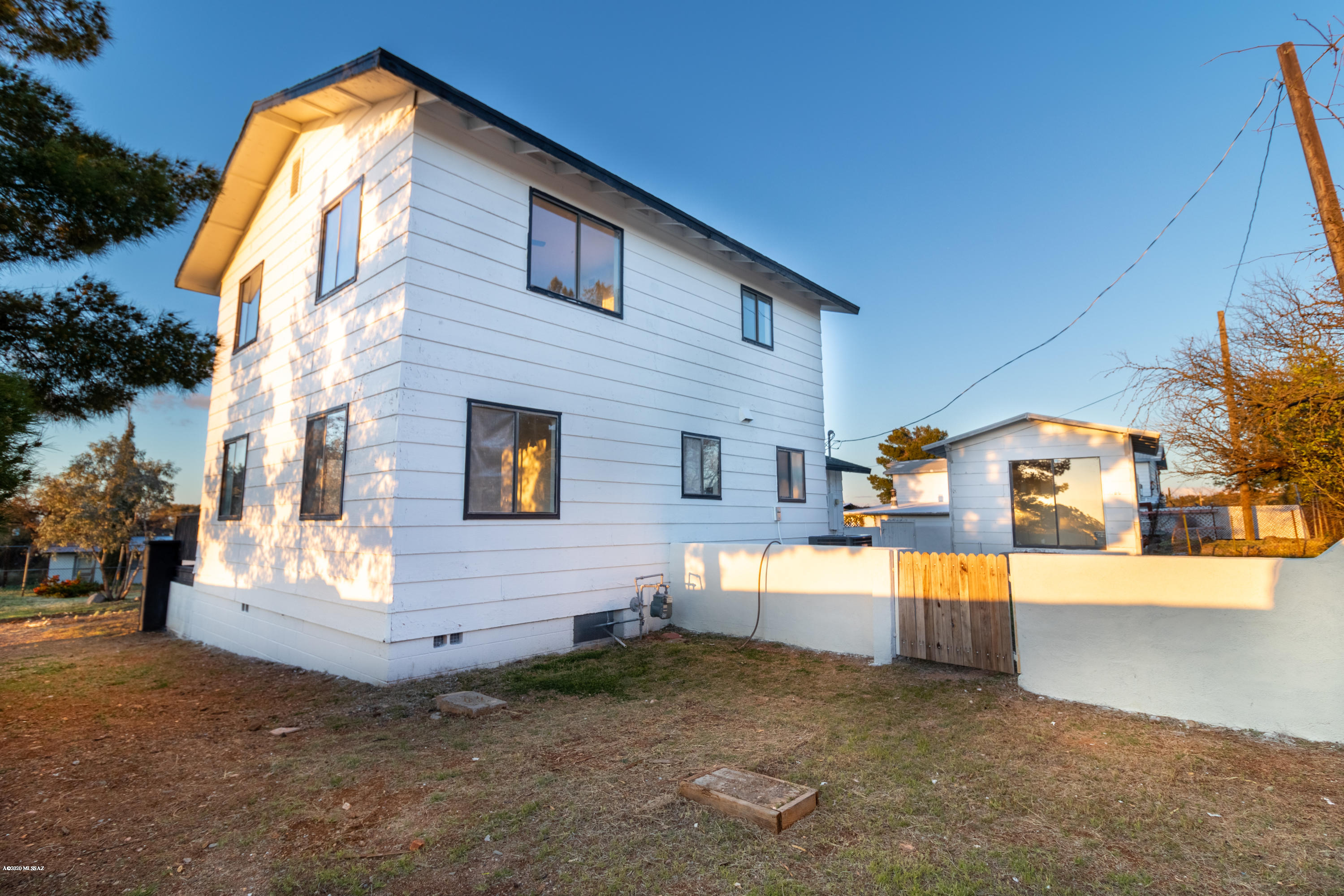 Los Robles Estates - Residential