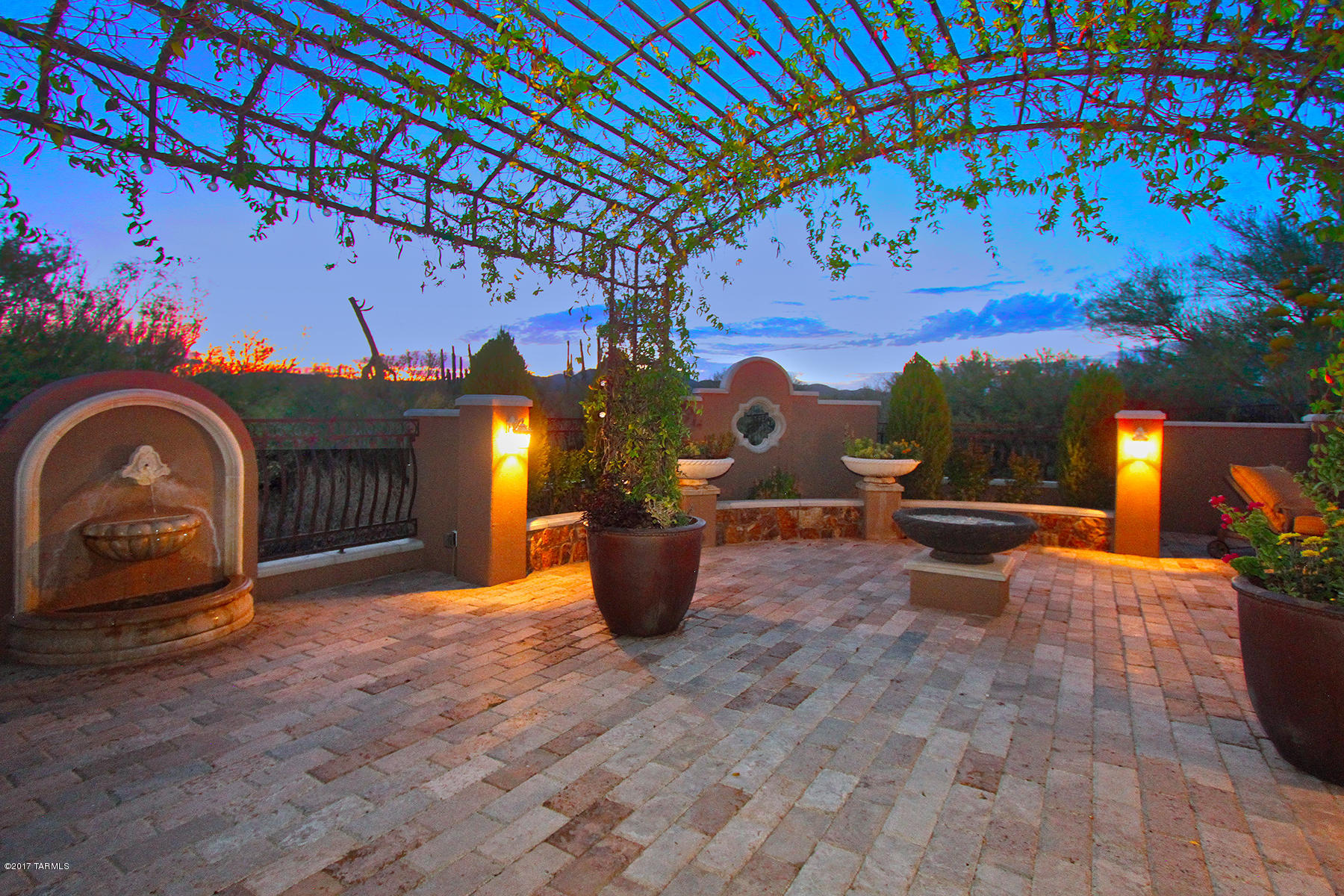 Honey Bee Ridge(The Estates At) - Residential