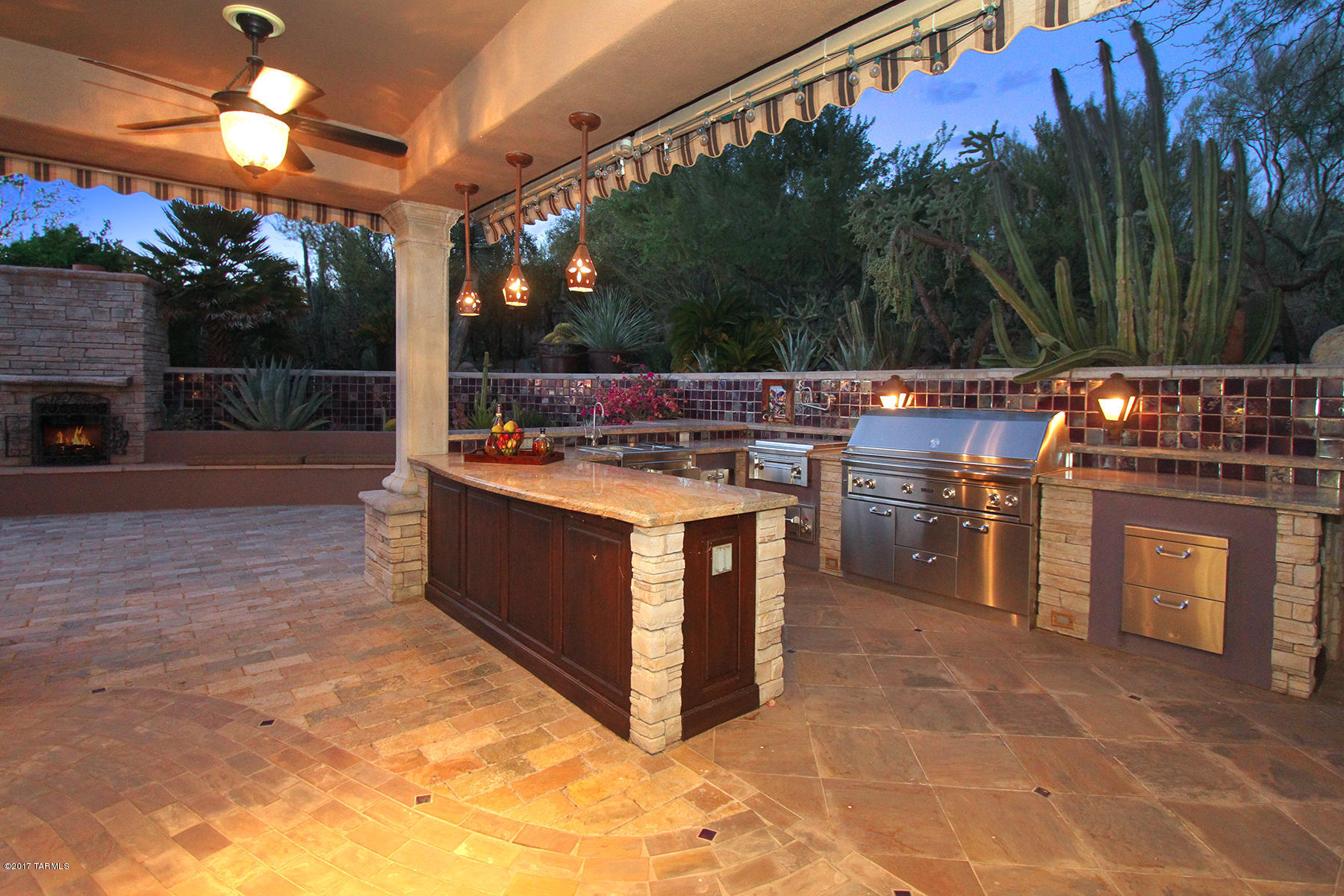 Honey Bee Ridge(The Estates At) - Residential