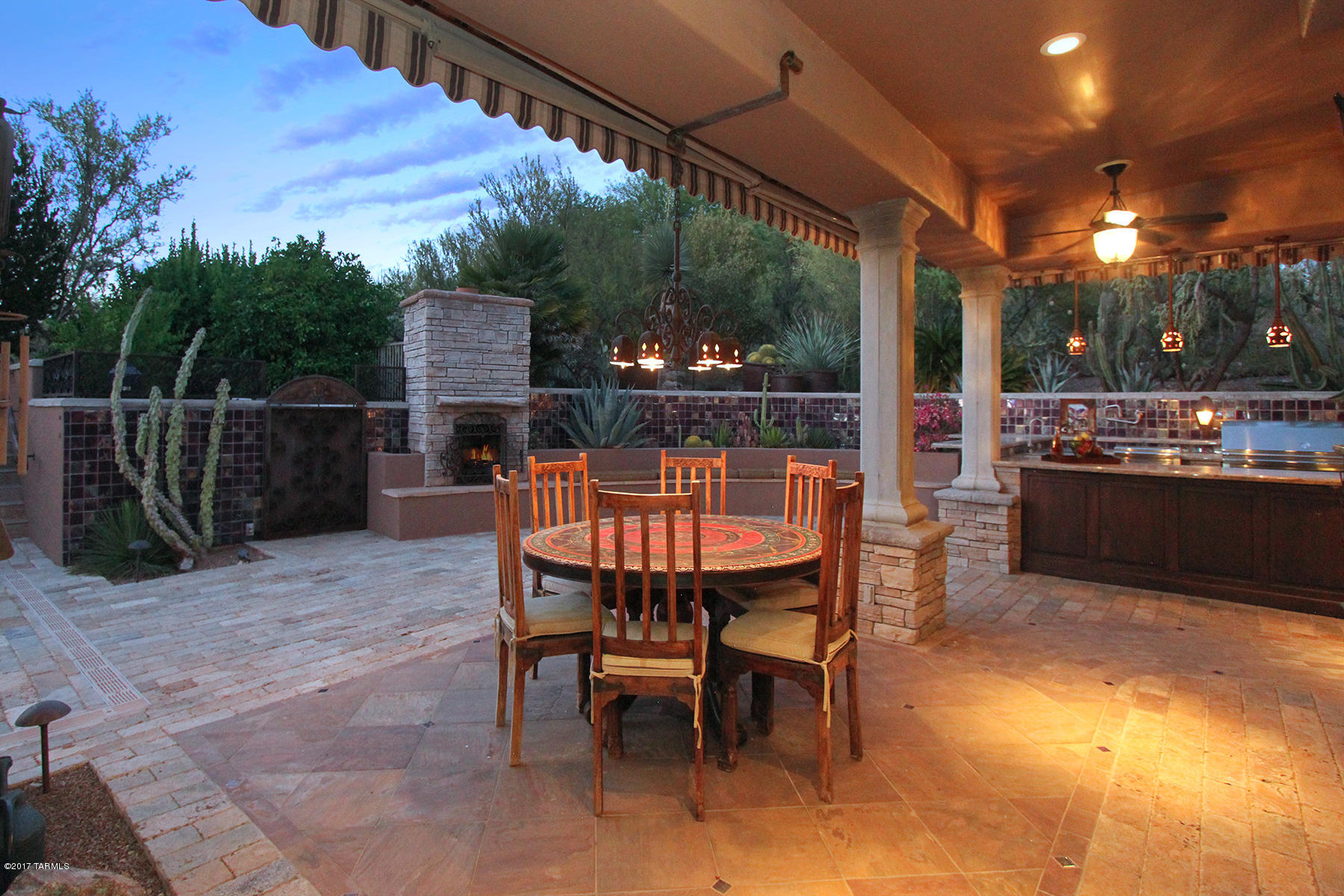 Honey Bee Ridge(The Estates At) - Residential