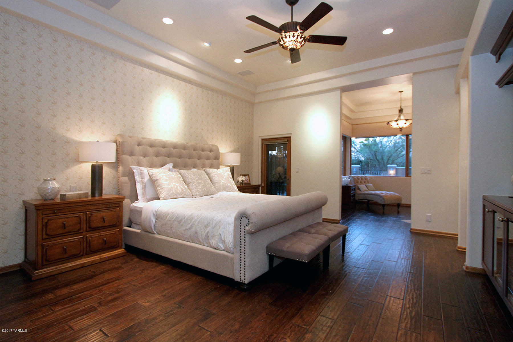 Honey Bee Ridge(The Estates At) - Residential