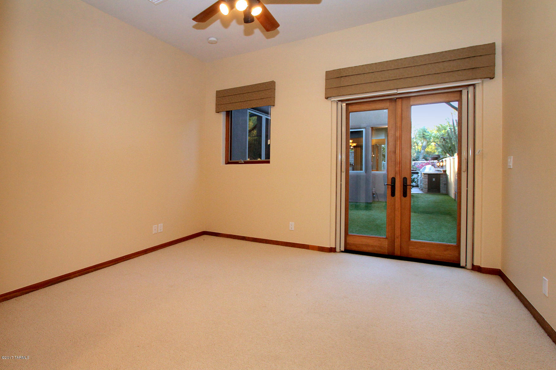 Honey Bee Ridge(The Estates At) - Residential