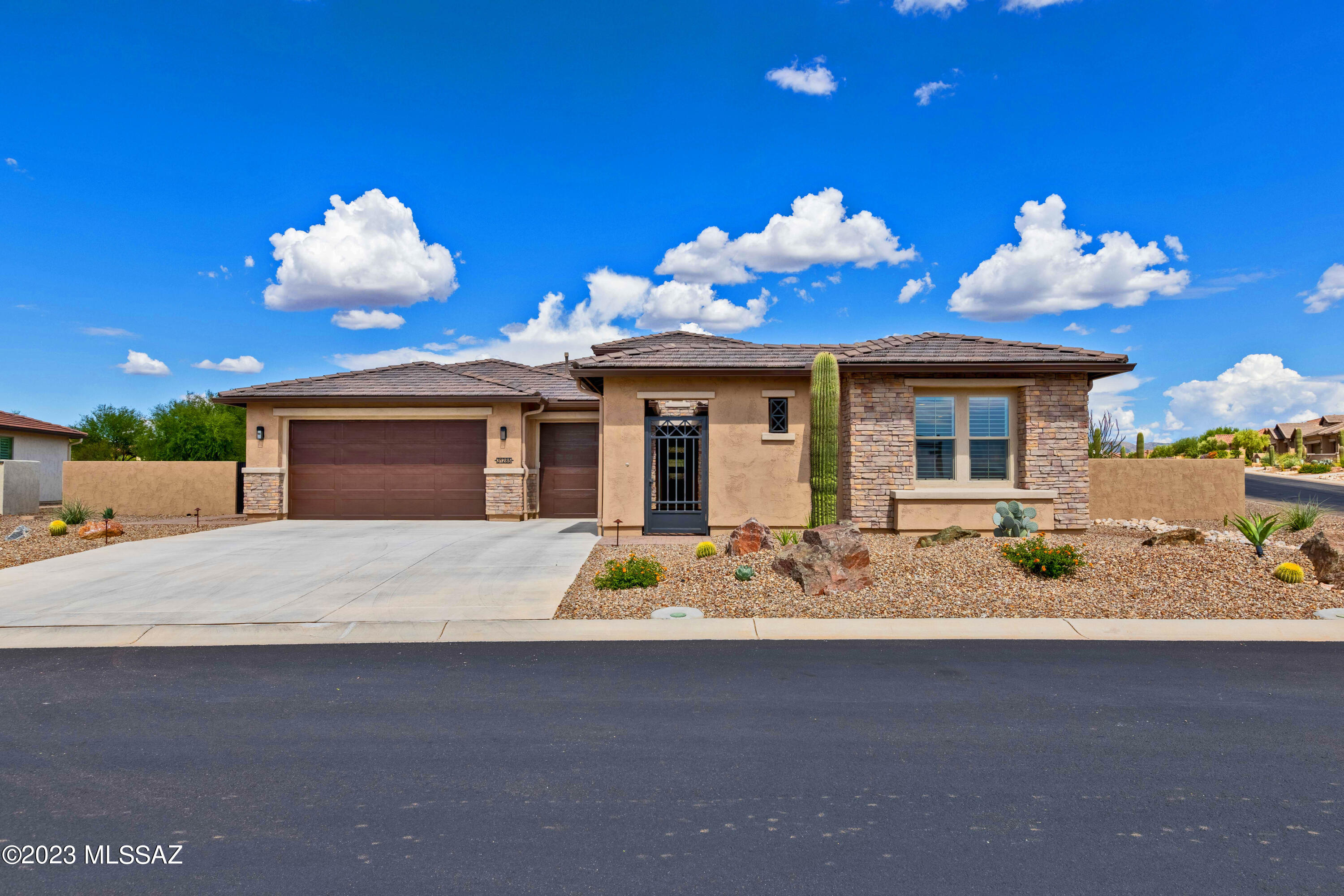 Saddlebrooke Ranch - Residential
