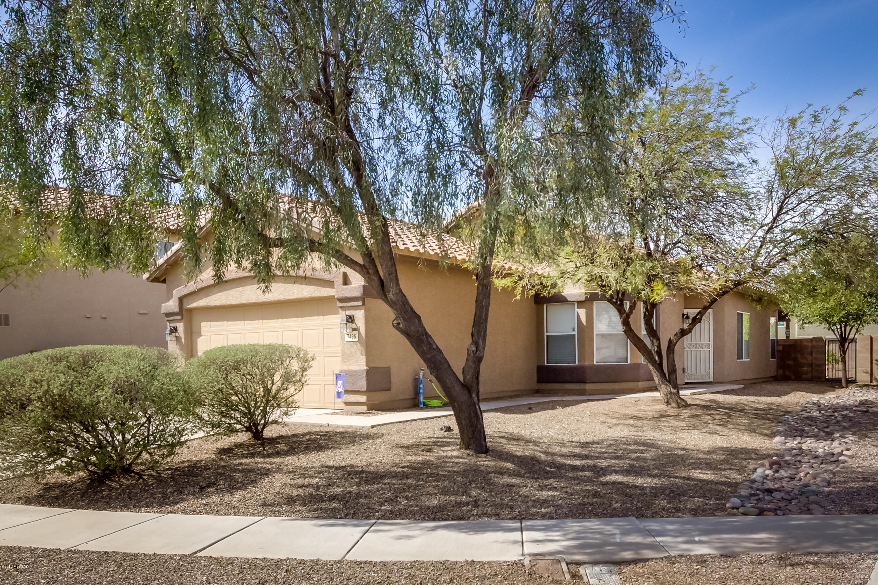 Immaculate home in desirable Continental Ranch neighborhood. Granite counter tops, tile flooring, new blinds & carpet, all in an open floor plan.  Covered patio open to deep backyard with citrus and pomegranate trees; great for entertaining, pool, or play set.  Fantastic home at a great price!