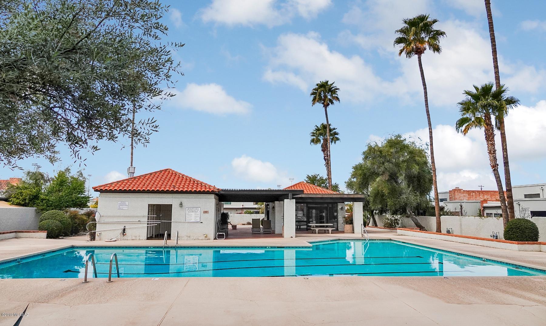 Tanque Verde Estates (1-71) - Residential