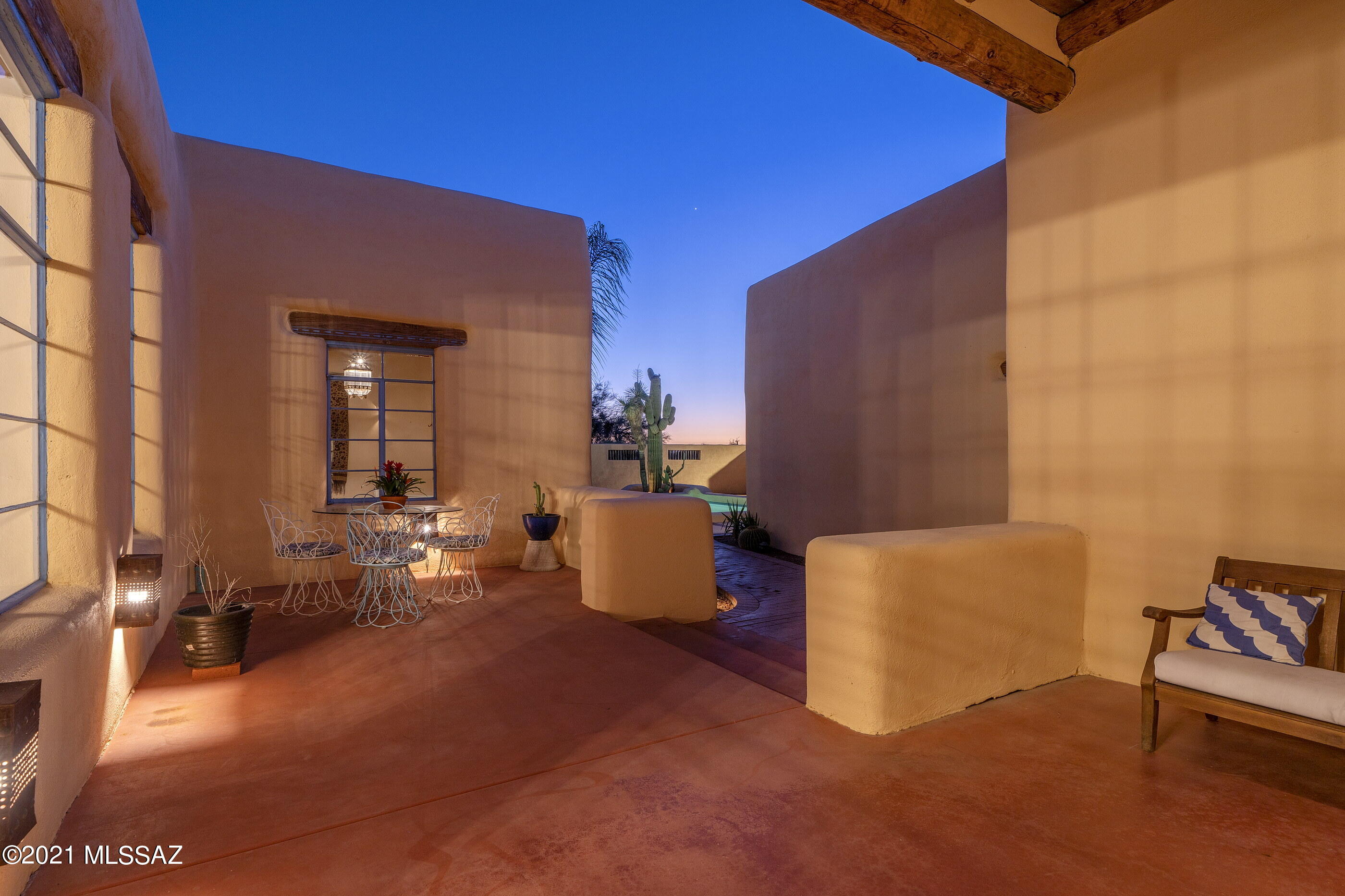 Casas Adobes Vistas (1-21) - Residential