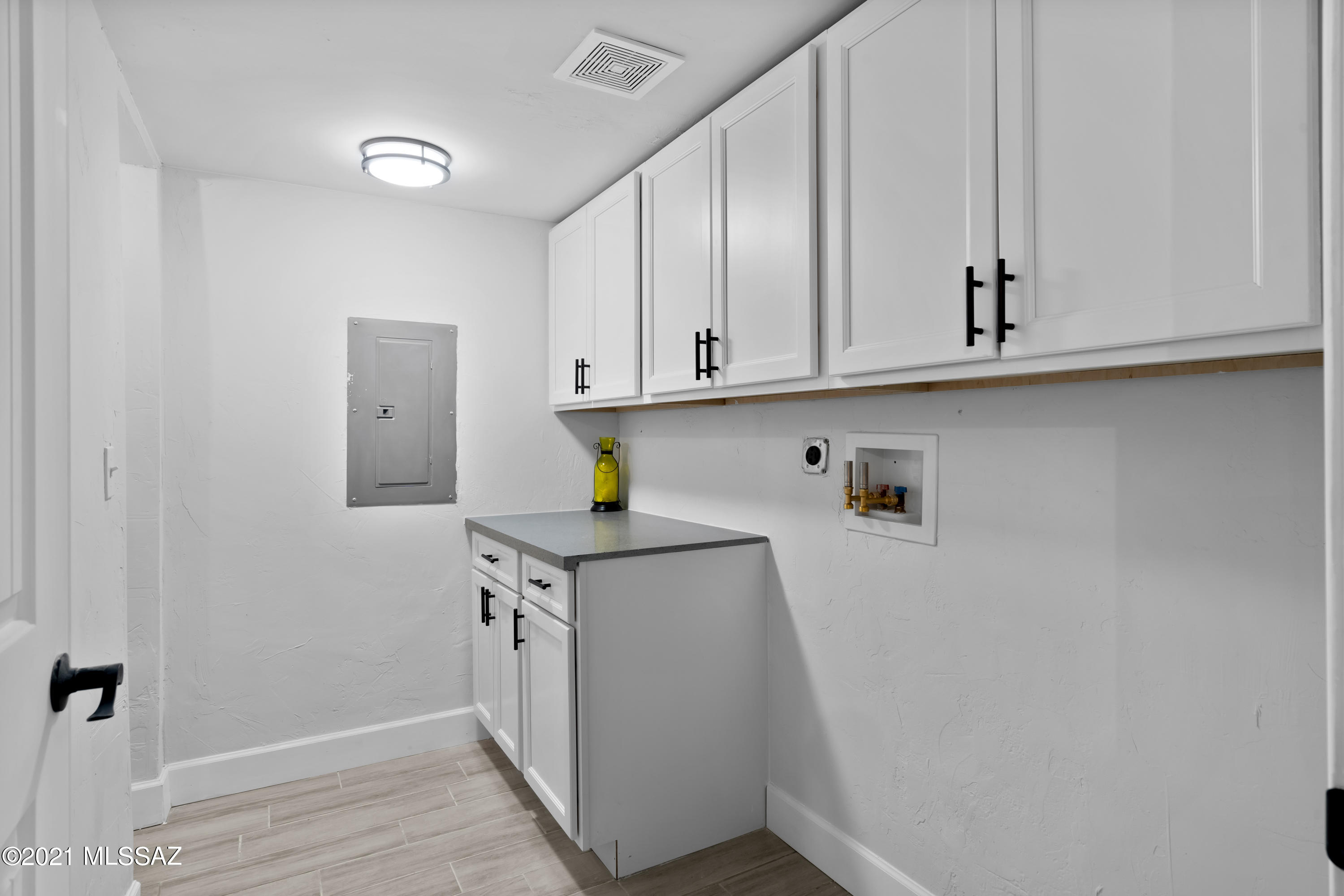 Catalina Village NO.3(1-77) - Residential