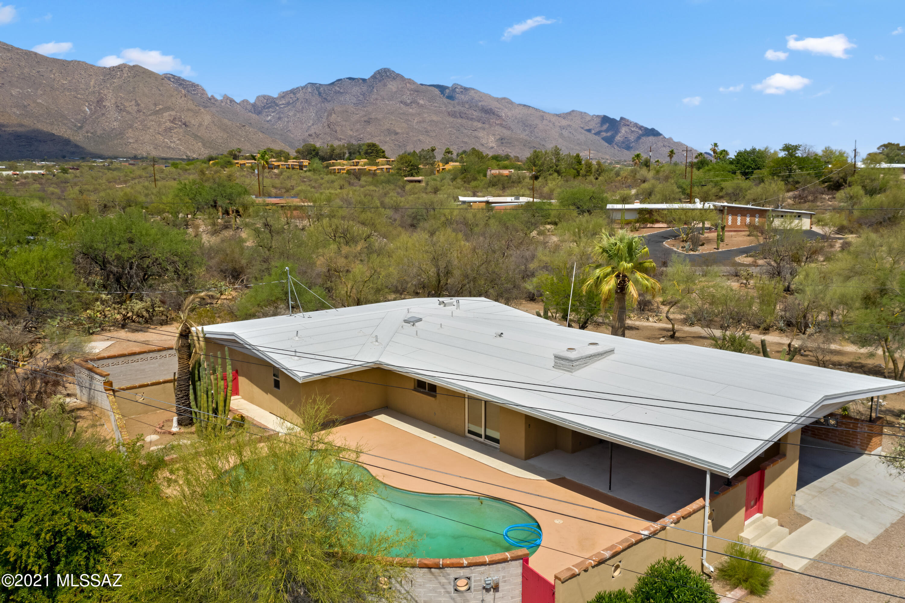 Catalina Village NO.3(1-77) - Residential