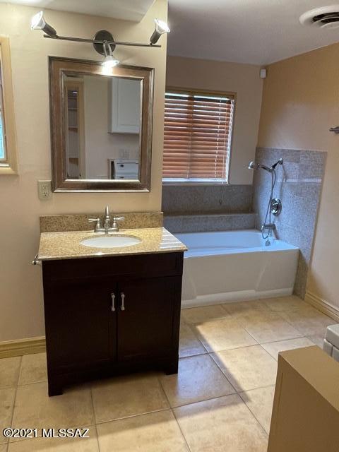 Casas Adobes Estates NO. 3-A - Residential Lease