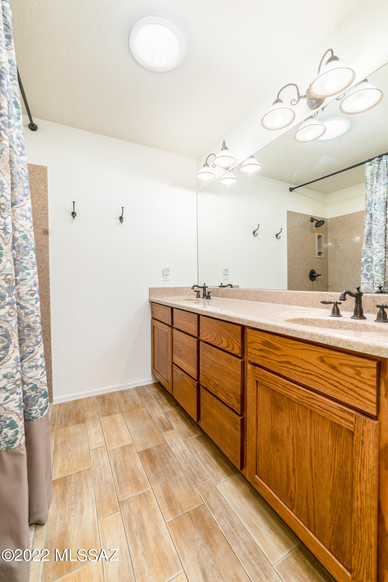 Shadow Ridge North NO. 3 (28,29 & 34-44) - Residential