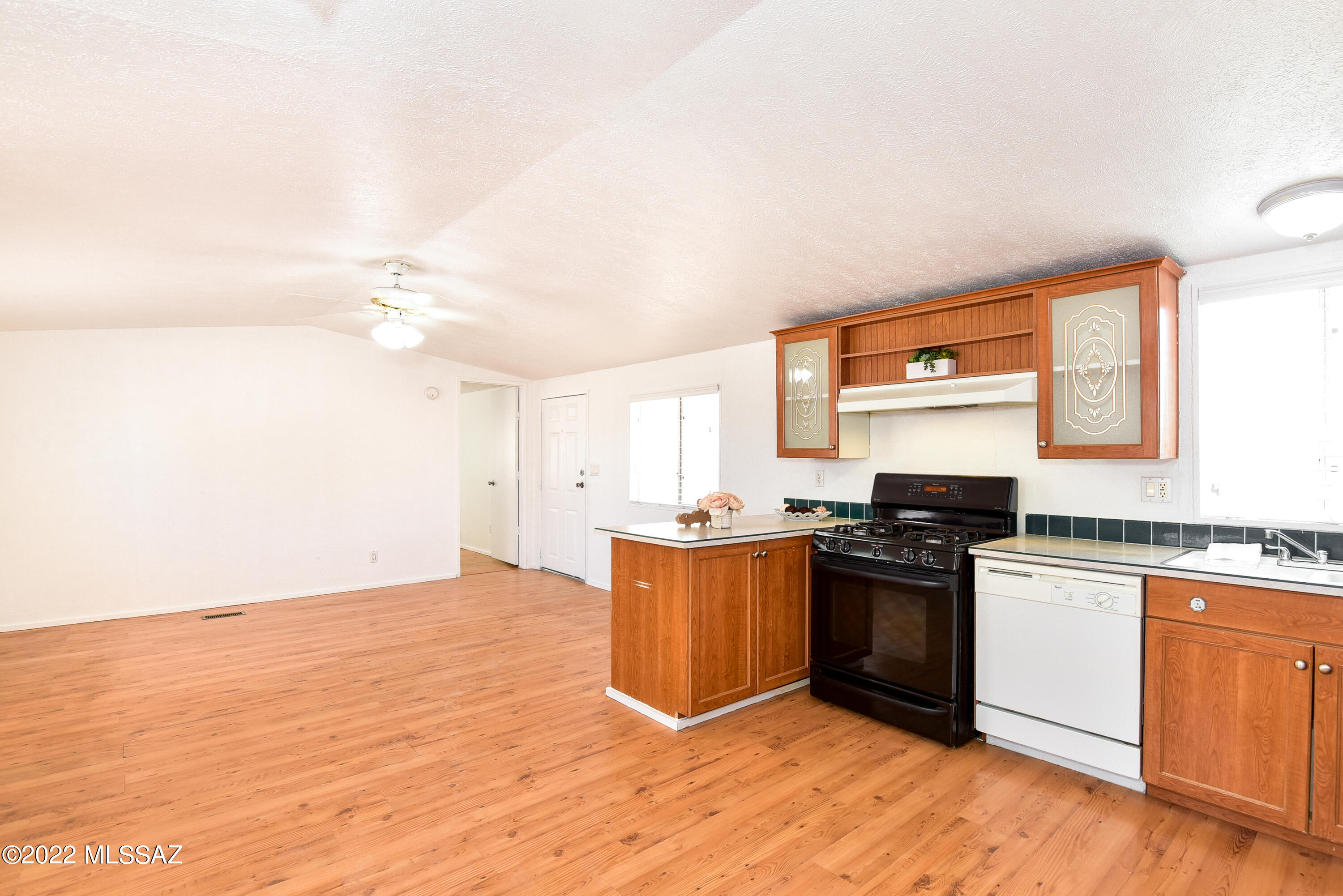 Country Club Terrace (1-108) - Residential