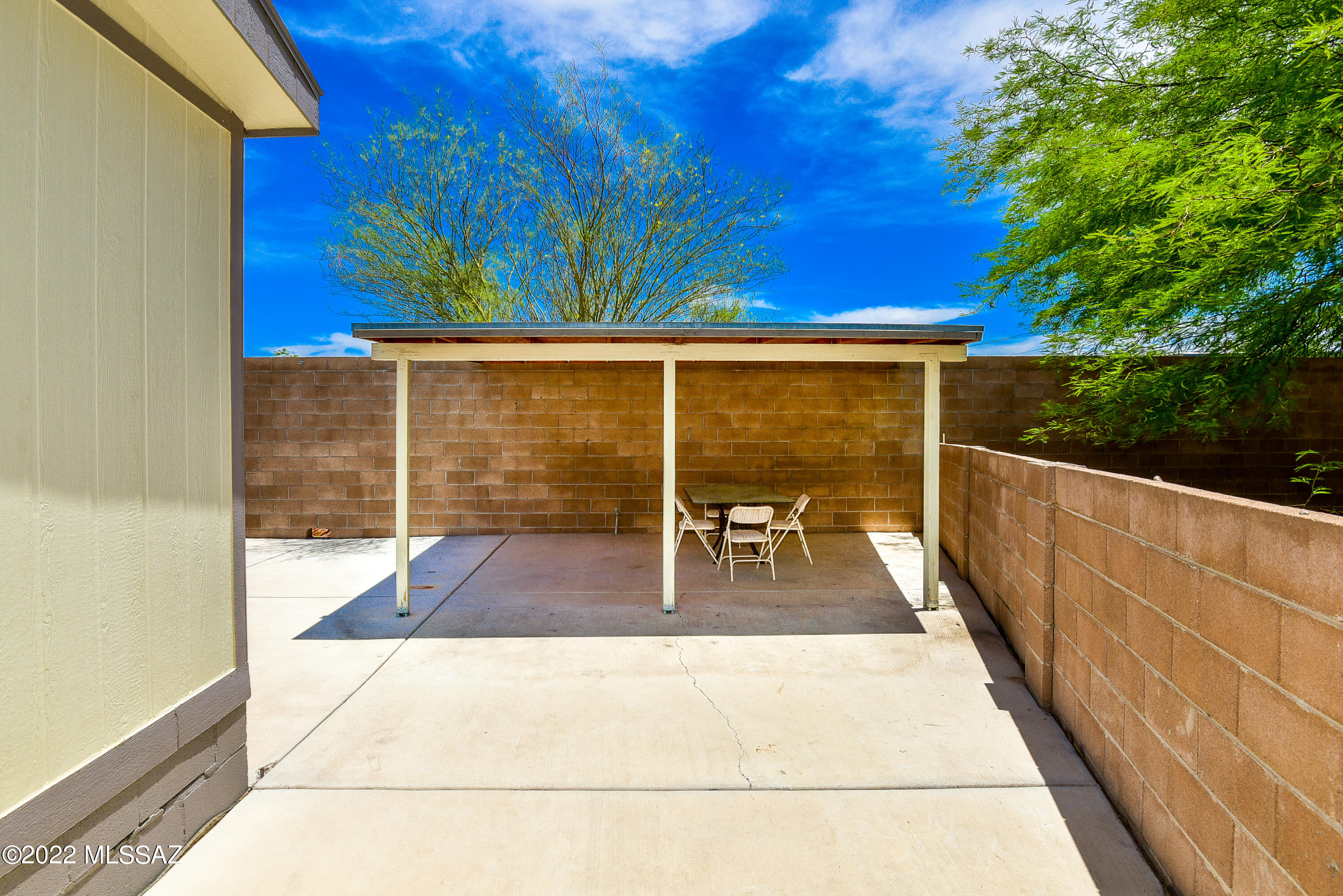 Country Club Terrace (1-108) - Residential
