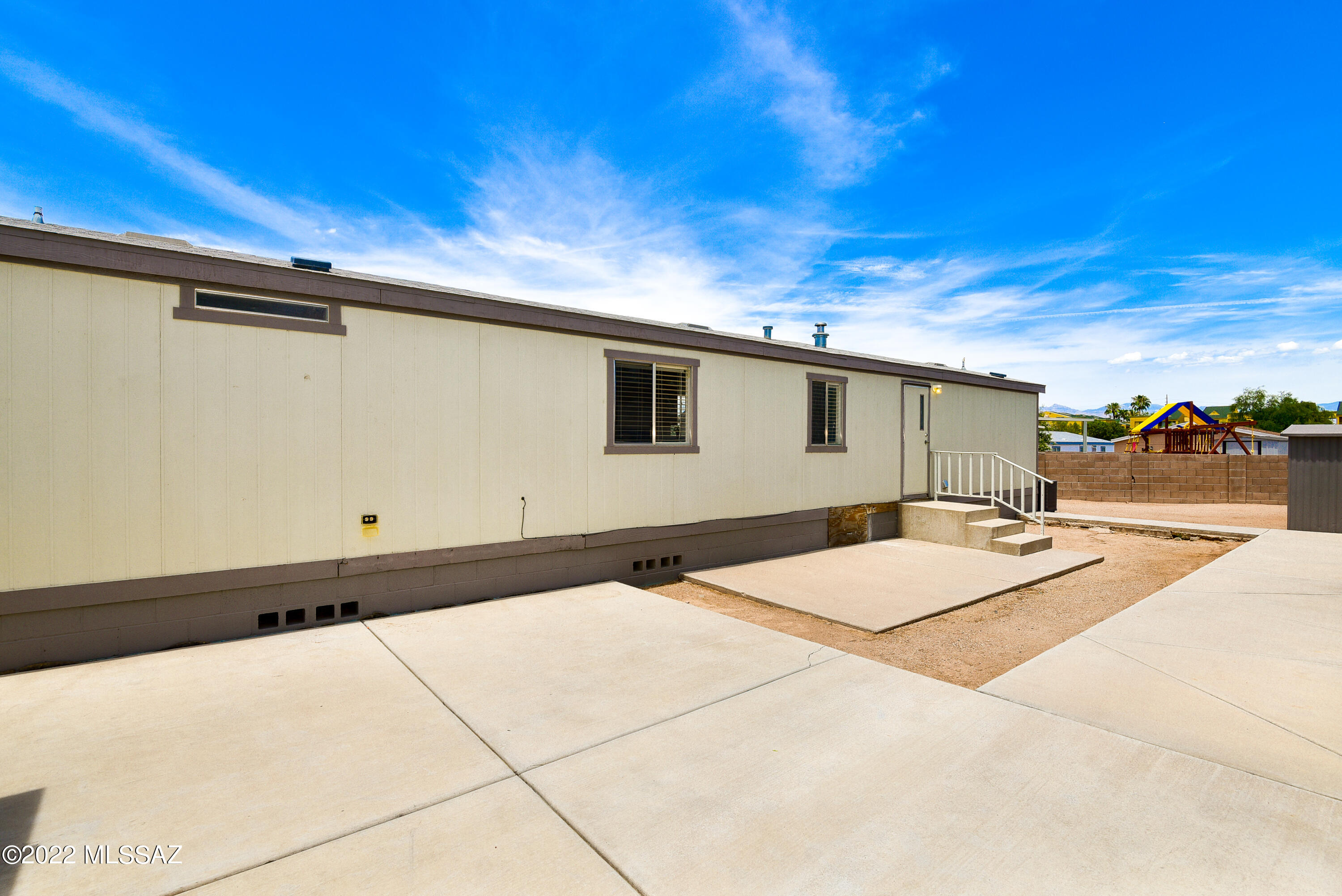 Country Club Terrace (1-108) - Residential