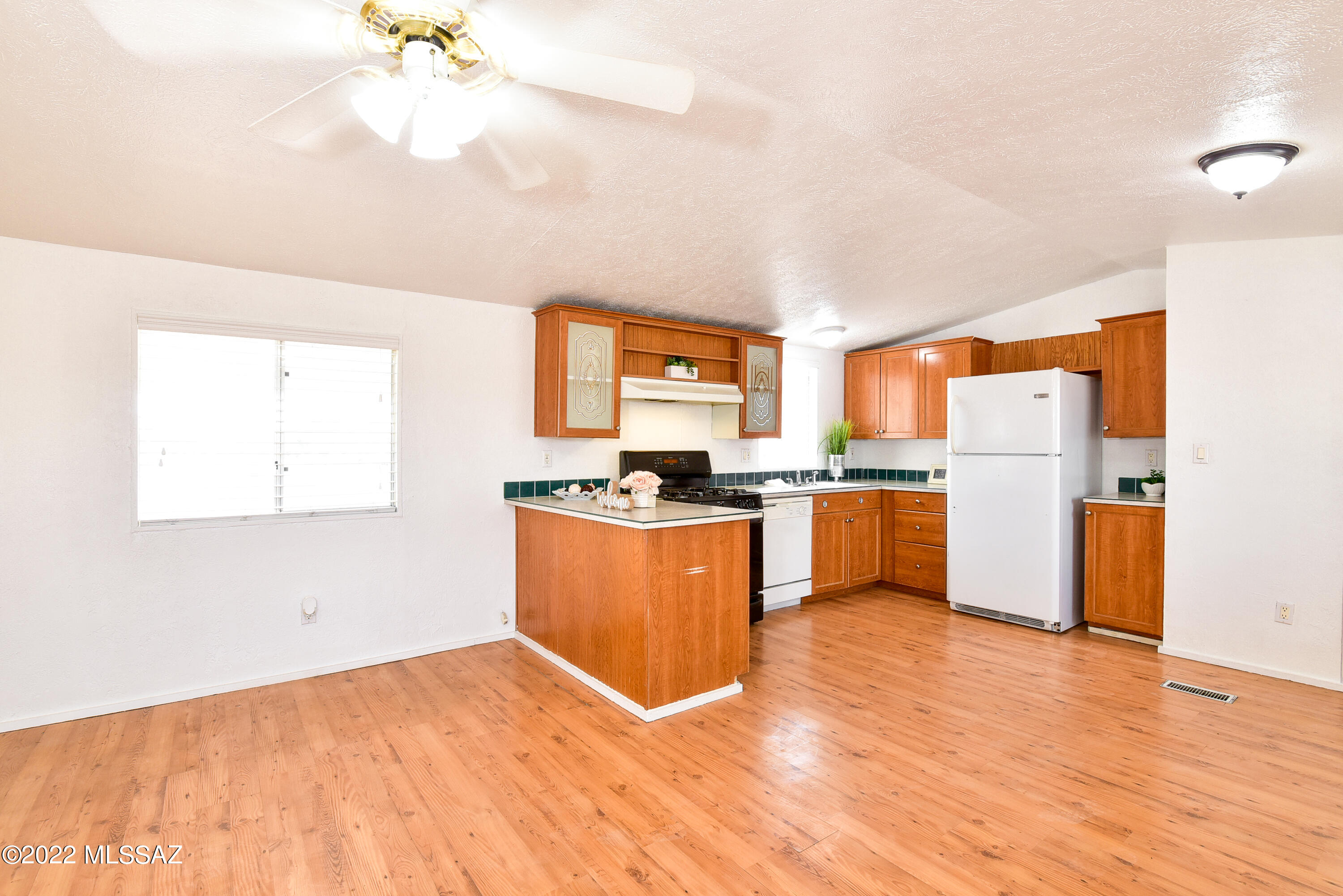 Country Club Terrace (1-108) - Residential