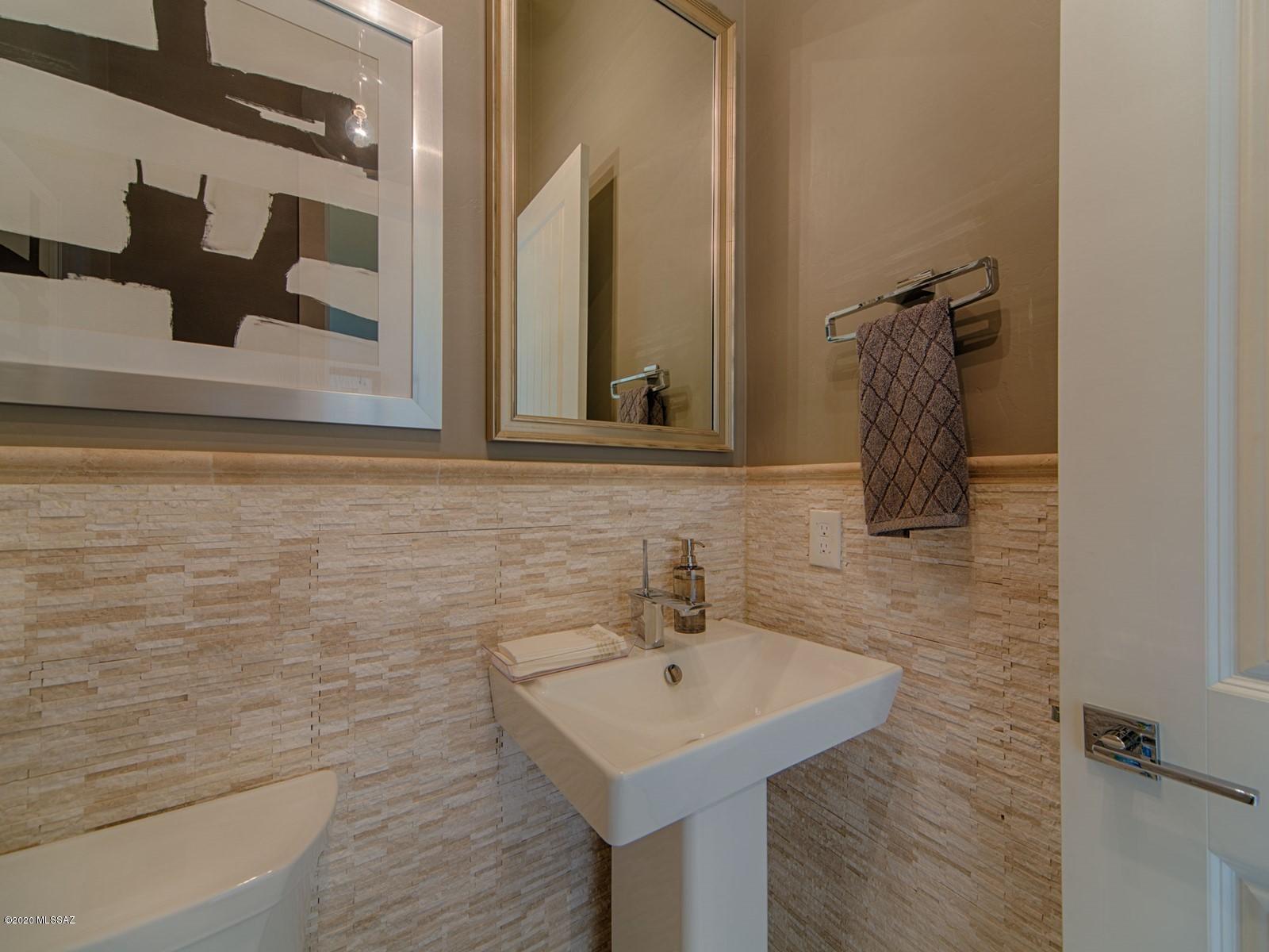 Stone Canyon VIII (486-602) - Residential