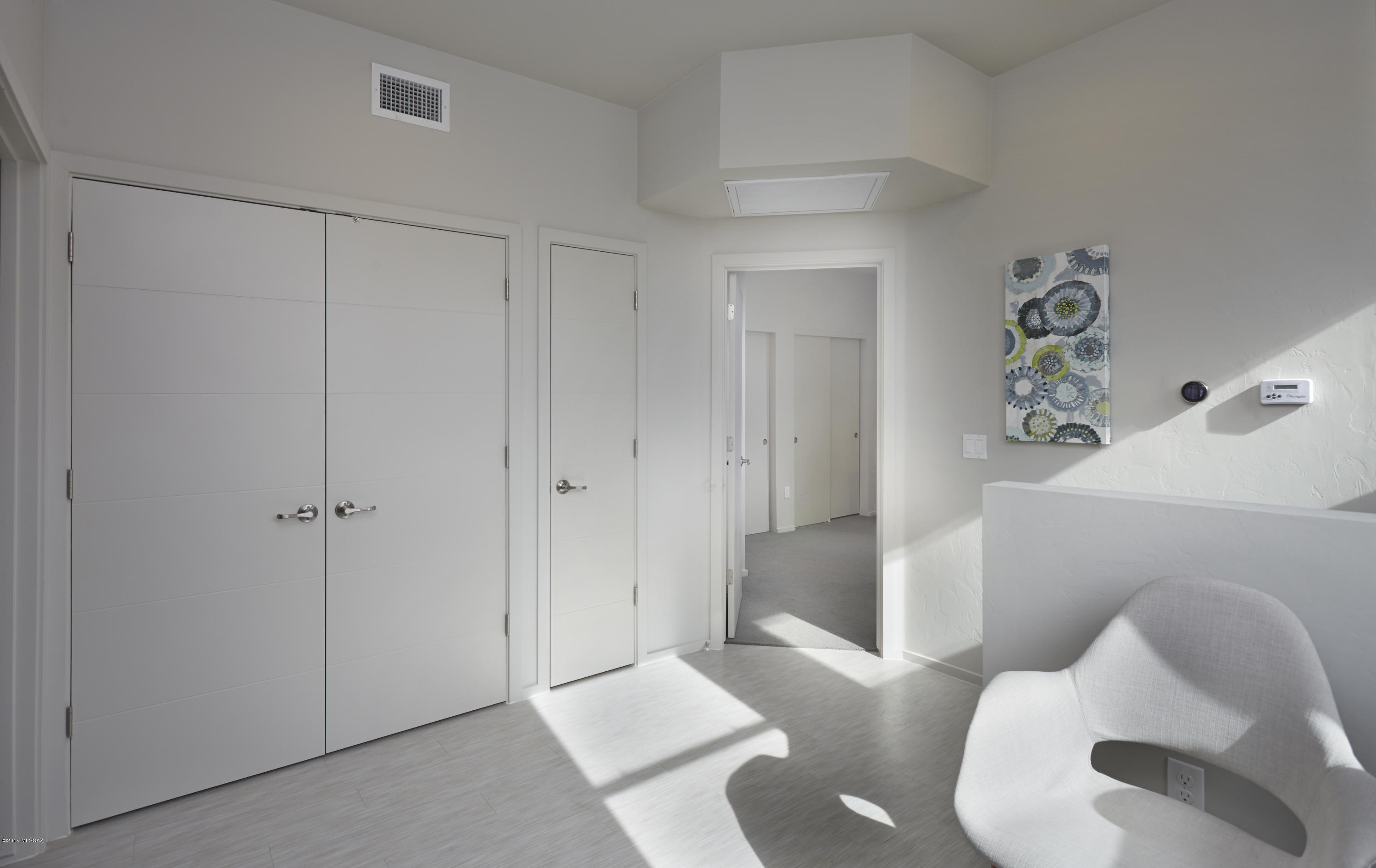 Park Modern SQ20171350679 - Residential