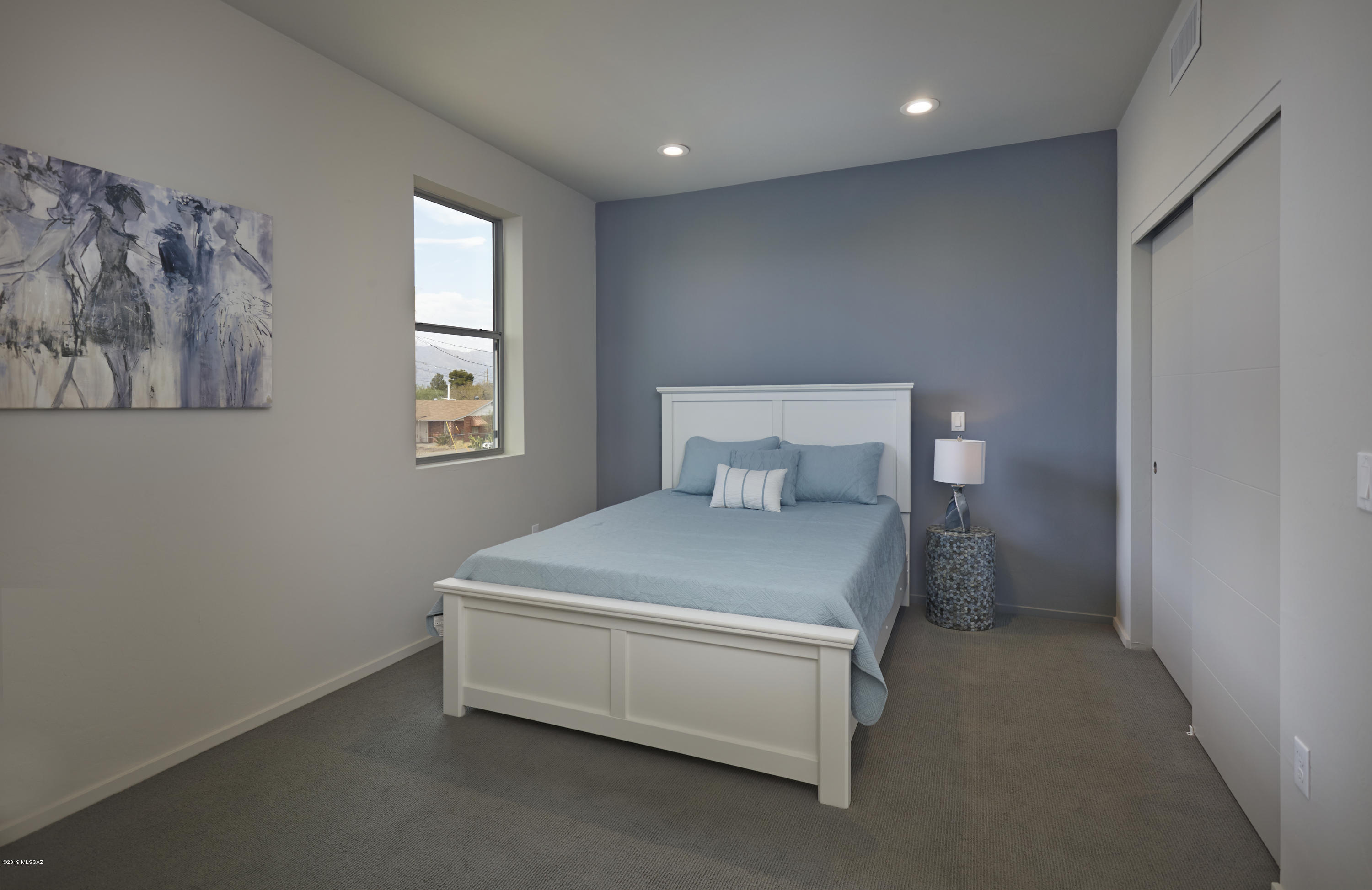 Park Modern SQ20171350679 - Residential