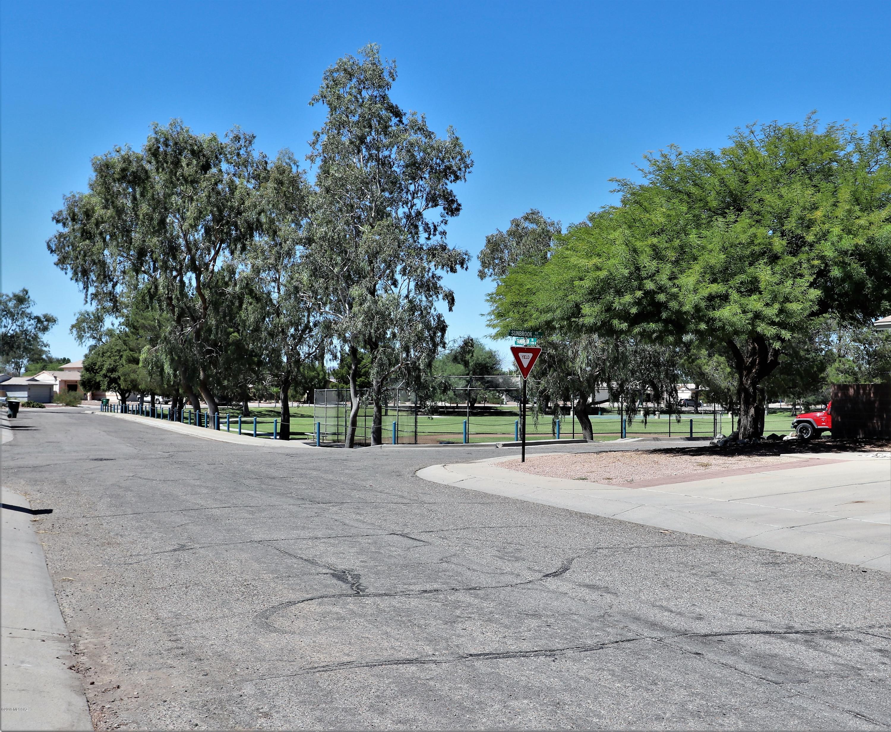 Meadowbrook (115-207) - Residential