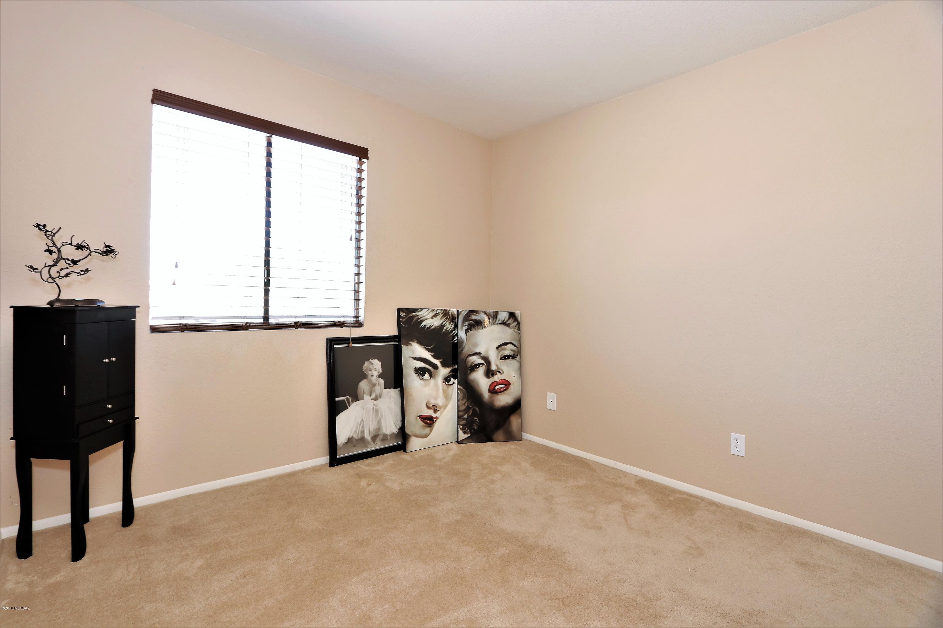 Meadowbrook (115-207) - Residential