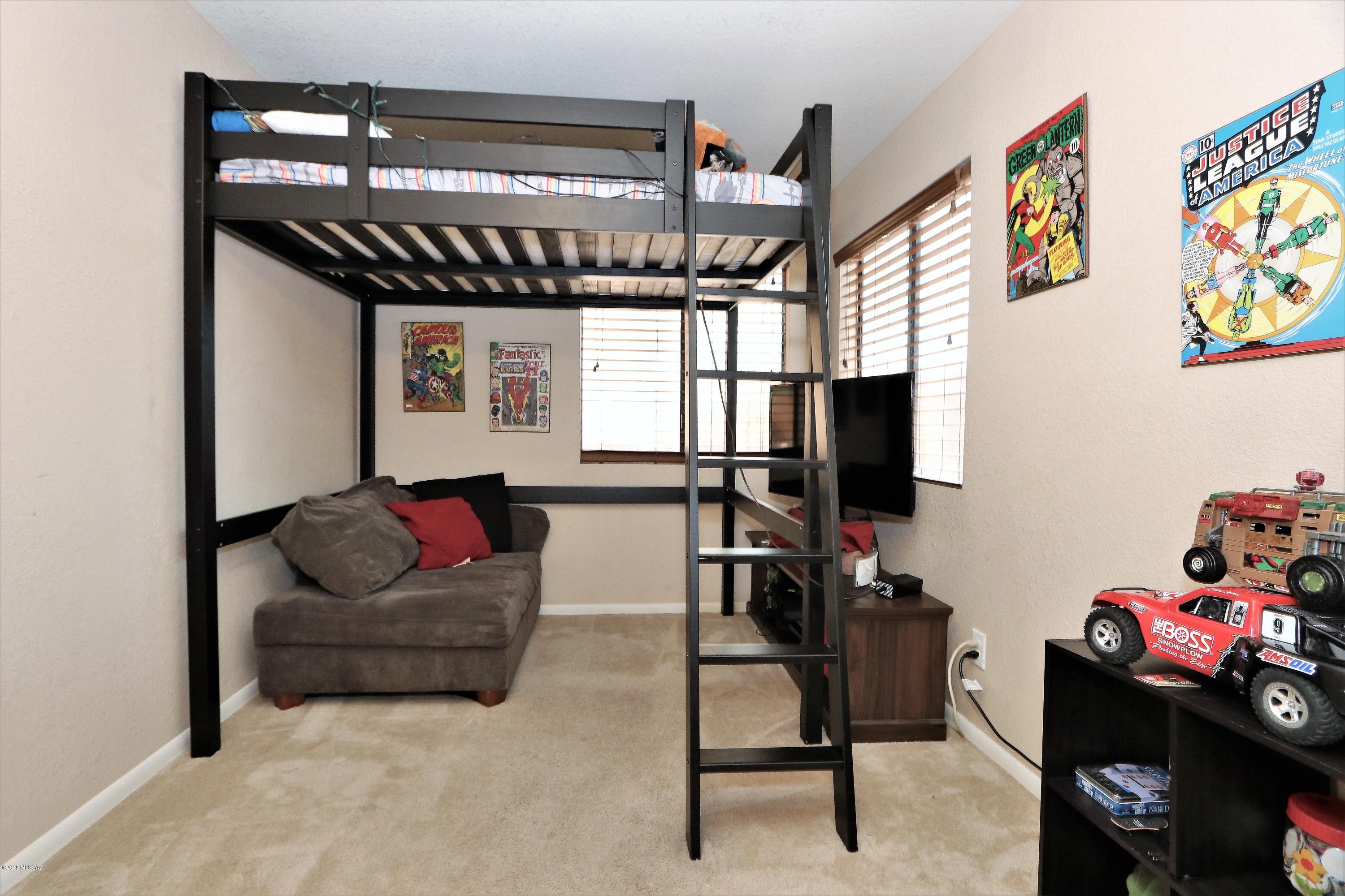 Meadowbrook (115-207) - Residential