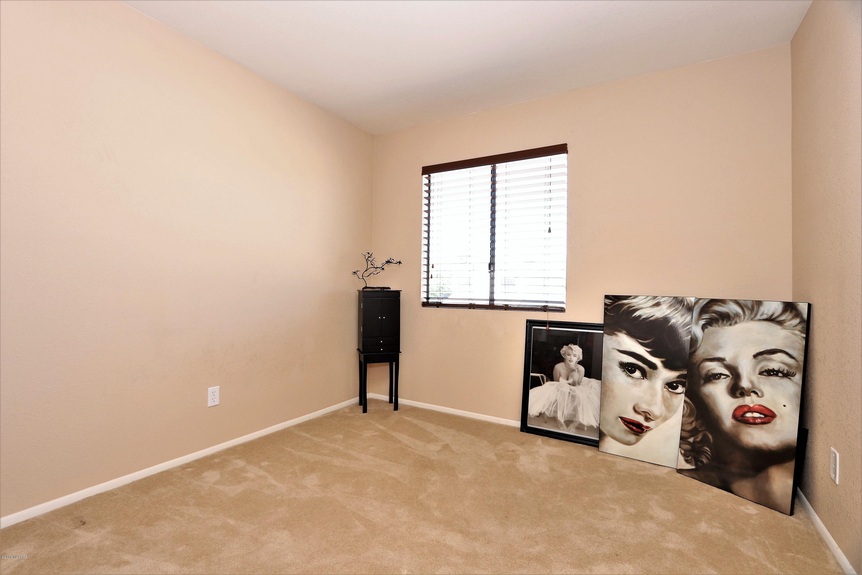 Meadowbrook (115-207) - Residential