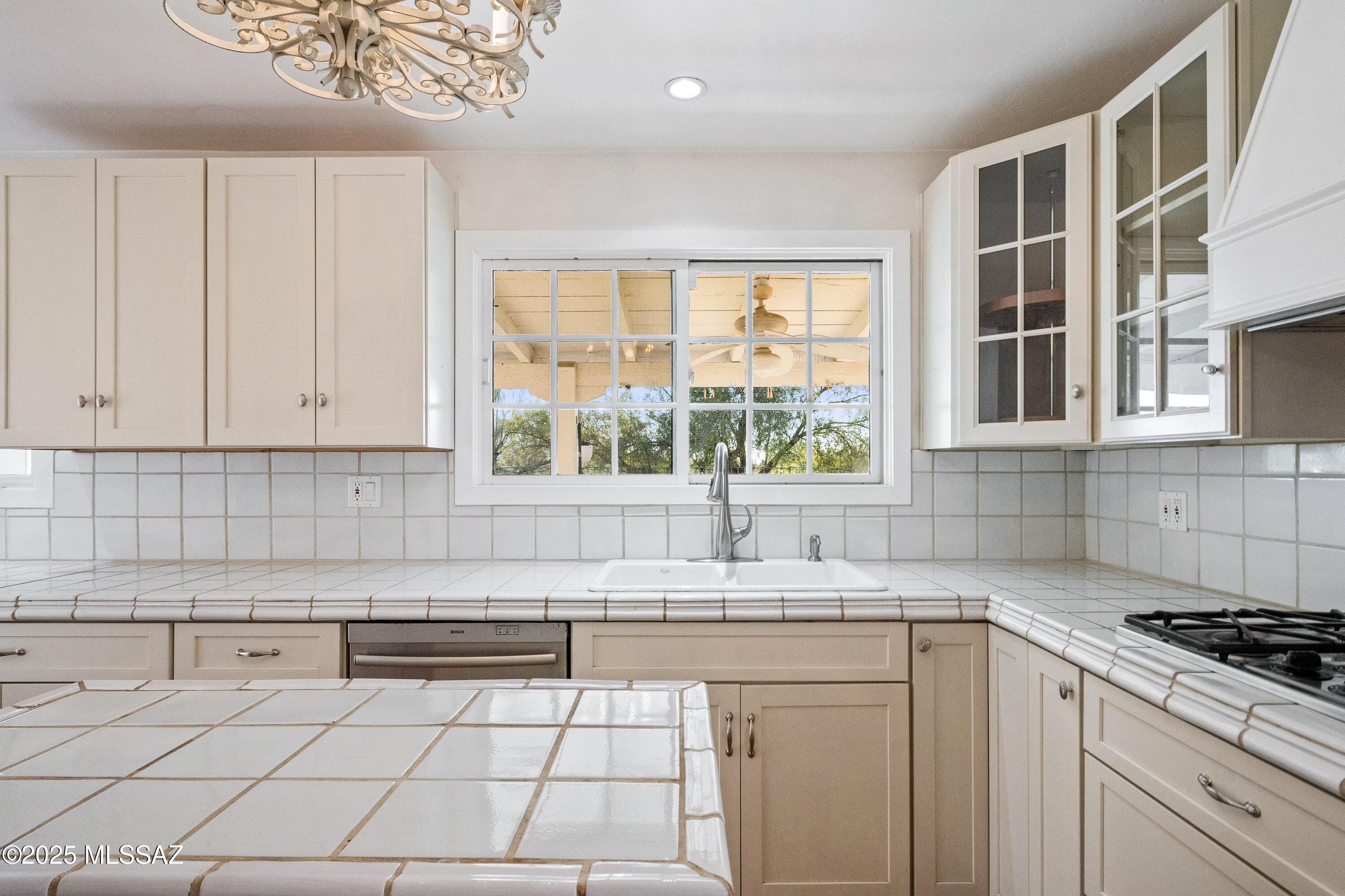 Catalina Foothills Estates NO. 7 - Residential