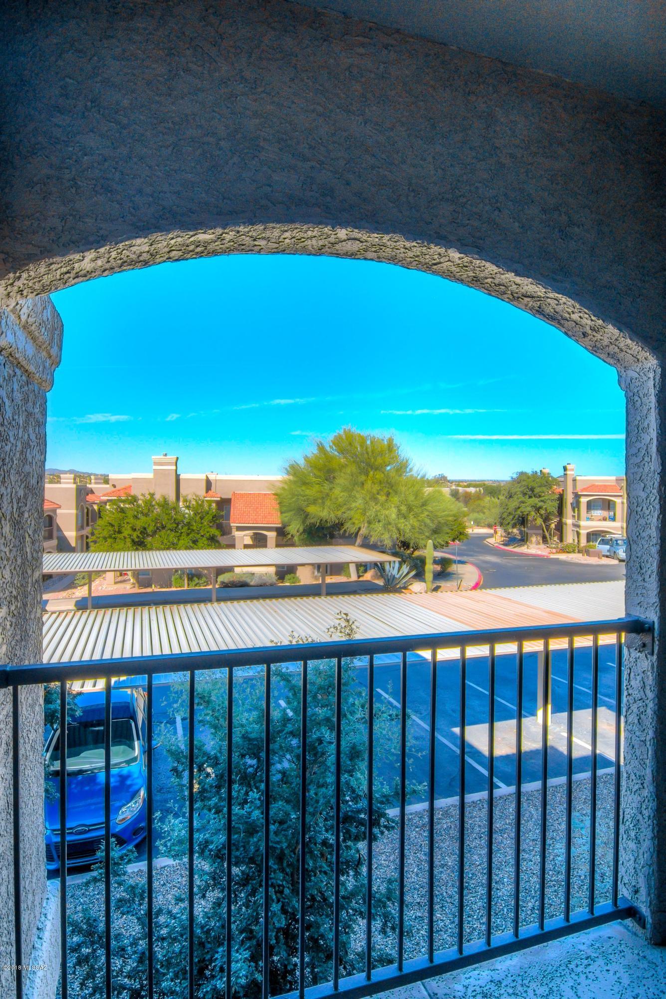 The Boulders at La Reserve Condominiums - Residential
