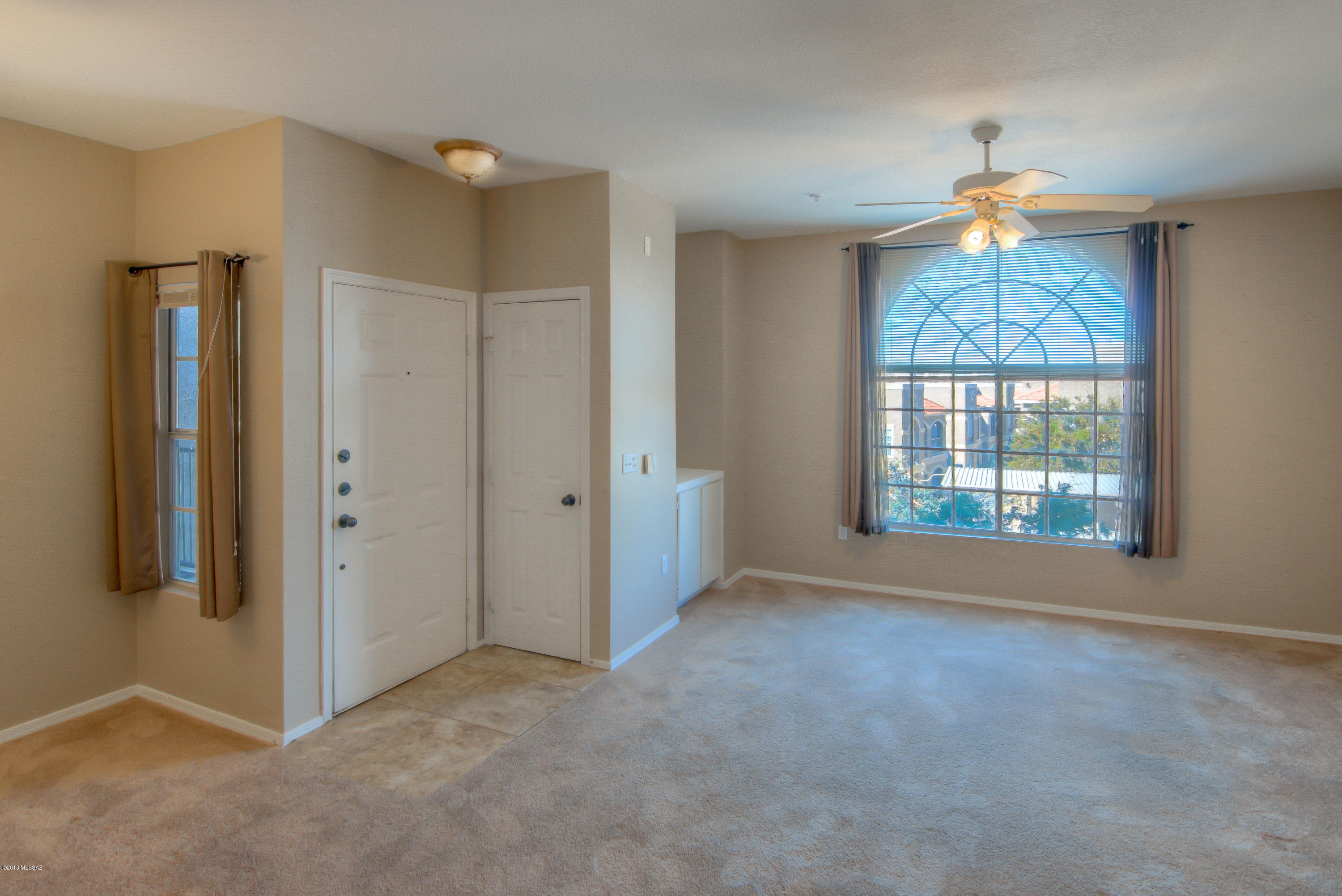 The Boulders at La Reserve Condominiums - Residential